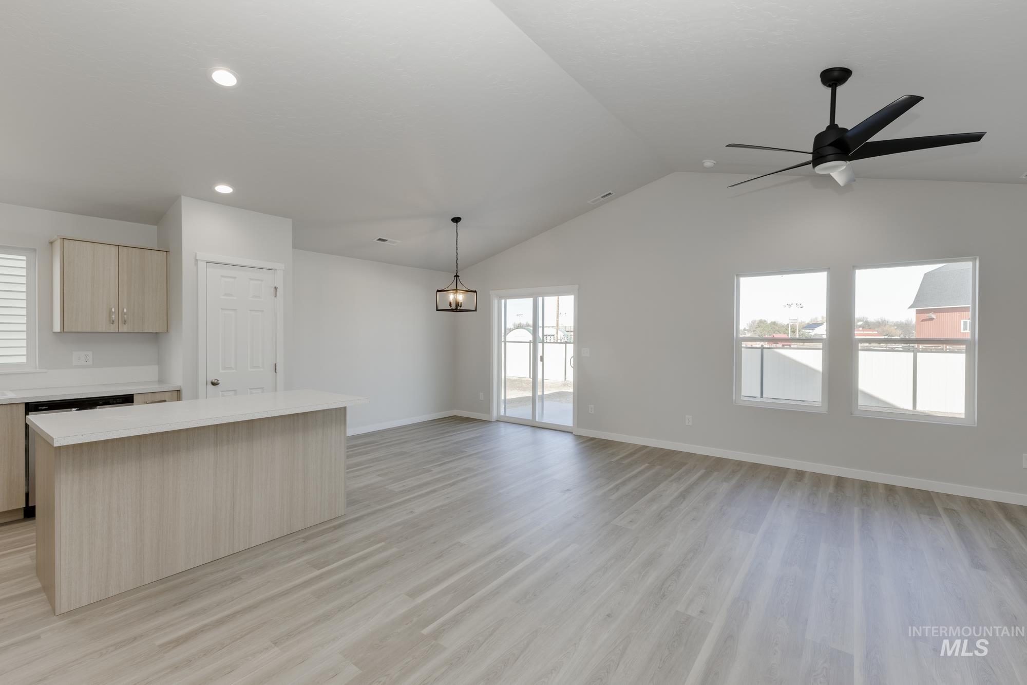 1726 W Unforgettable St, Meridian, Idaho 83642, 3 Bedrooms, 2 Bathrooms, Residential For Sale, Price $418,990,MLS 98968393