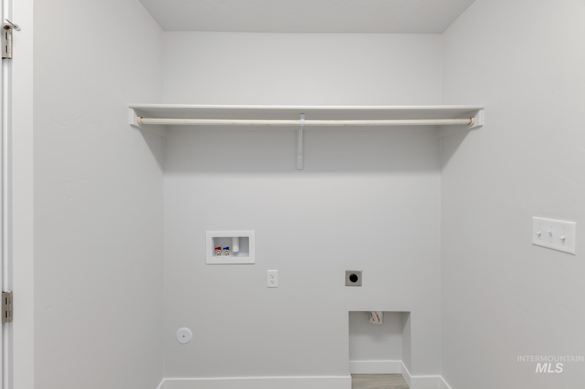 1726 W Unforgettable St, Meridian, Idaho 83642, 3 Bedrooms, 2 Bathrooms, Residential For Sale, Price $418,990,MLS 98968393