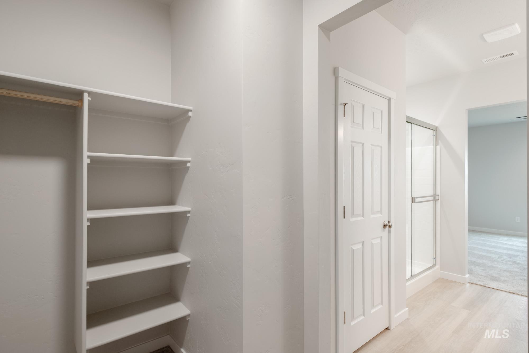 7281 S Bungalow Ave, Meridian, Idaho 83642, 3 Bedrooms, 2 Bathrooms, Residential For Sale, Price $446,990,MLS 98968395