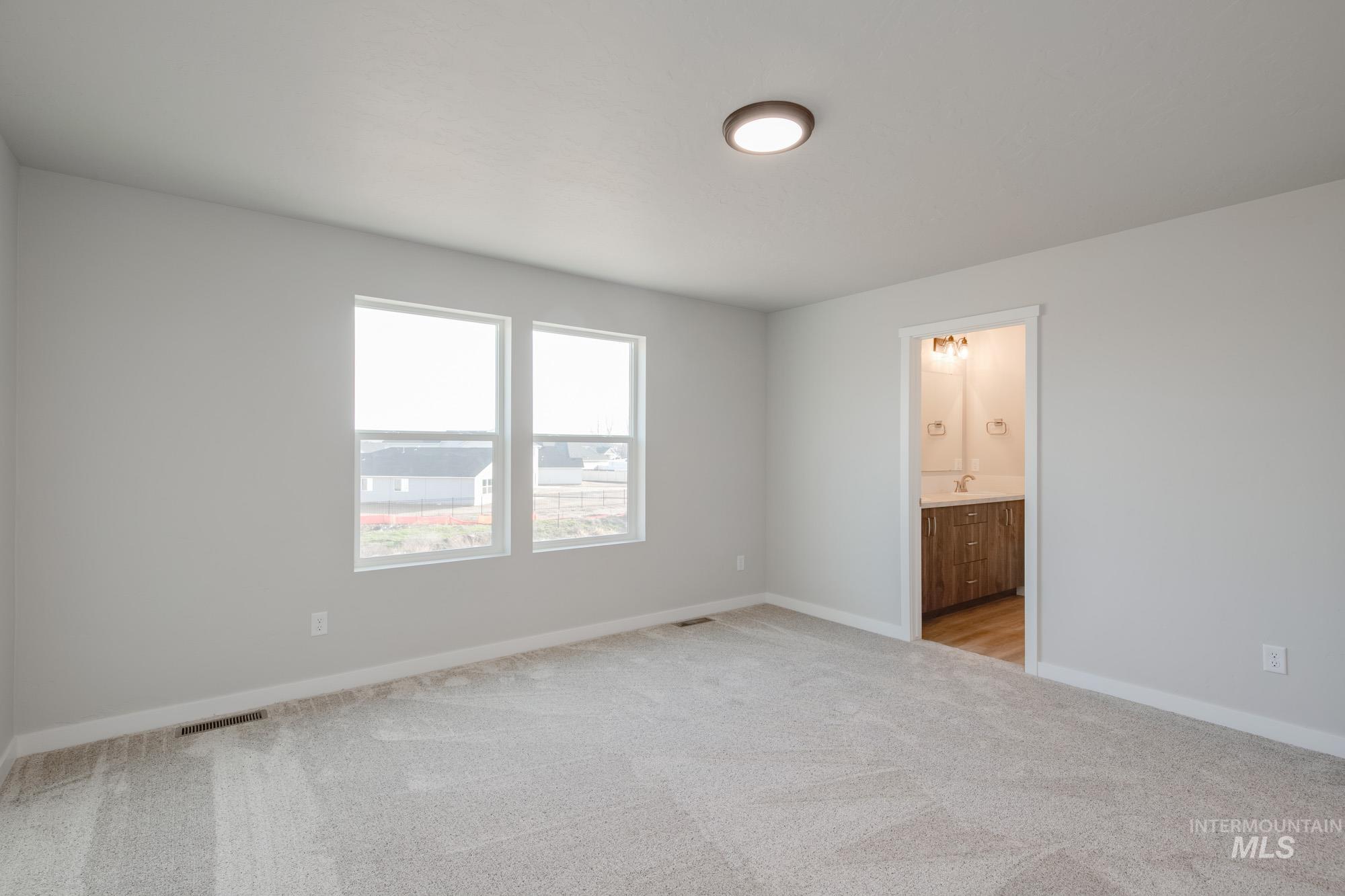 2454 W Fallon Lp, Nampa, Idaho 83651, 3 Bedrooms, 2.5 Bathrooms, Residential For Sale, Price $404,990,MLS 98968404