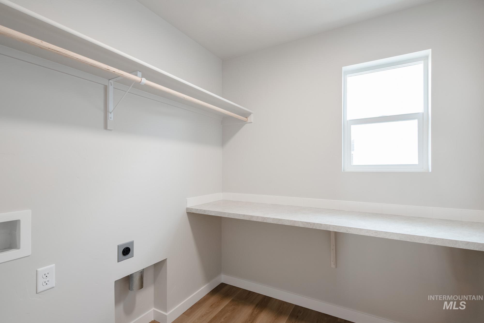 2454 W Fallon Lp, Nampa, Idaho 83651, 3 Bedrooms, 2.5 Bathrooms, Residential For Sale, Price $404,990,MLS 98968404