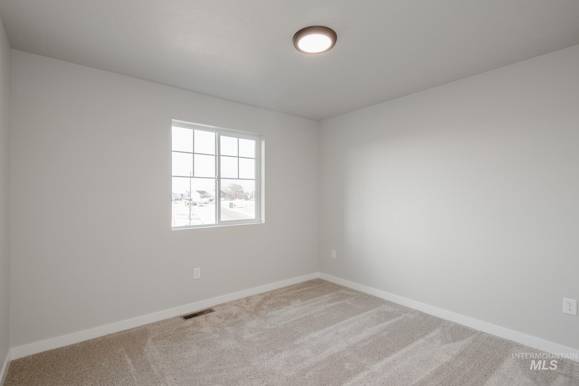 2454 W Fallon Lp, Nampa, Idaho 83651, 3 Bedrooms, 2.5 Bathrooms, Residential For Sale, Price $404,990,MLS 98968404