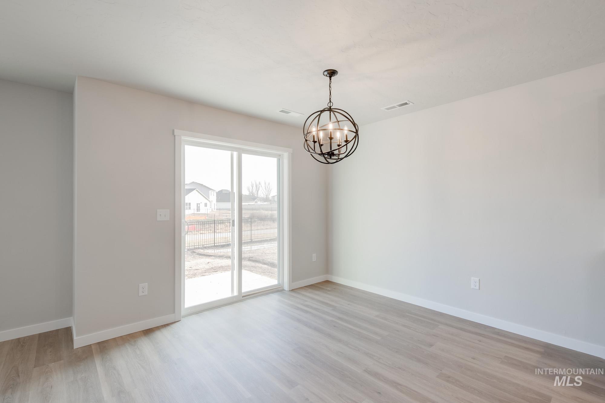 2454 W Fallon Lp, Nampa, Idaho 83651, 3 Bedrooms, 2.5 Bathrooms, Residential For Sale, Price $404,990,MLS 98968404