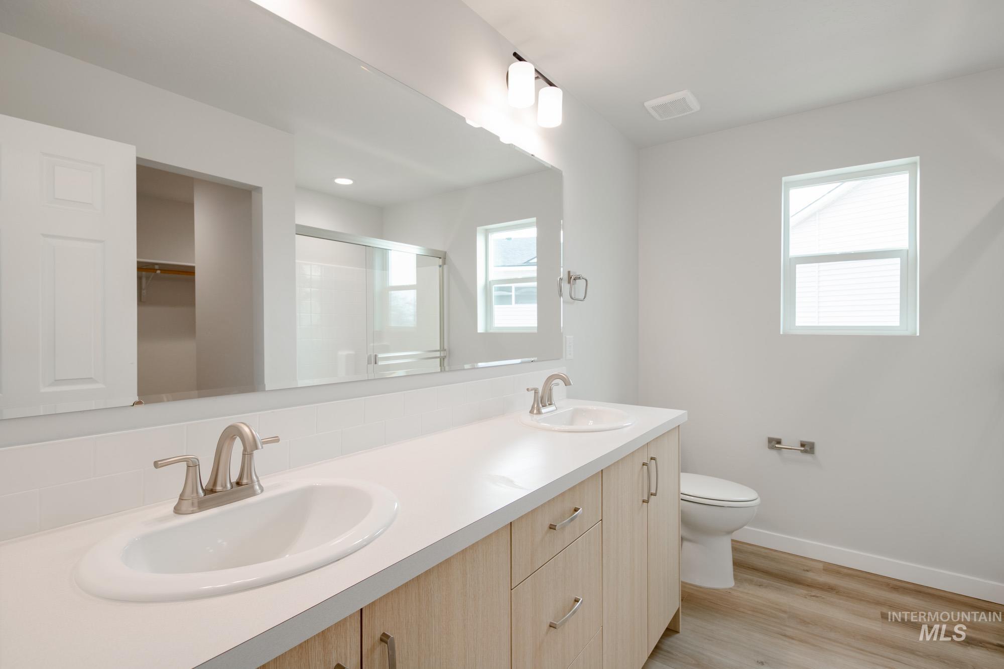 2486 W Fallon Lp, Nampa, Idaho 83651, 3 Bedrooms, 2.5 Bathrooms, Residential For Sale, Price $400,990, 98968406