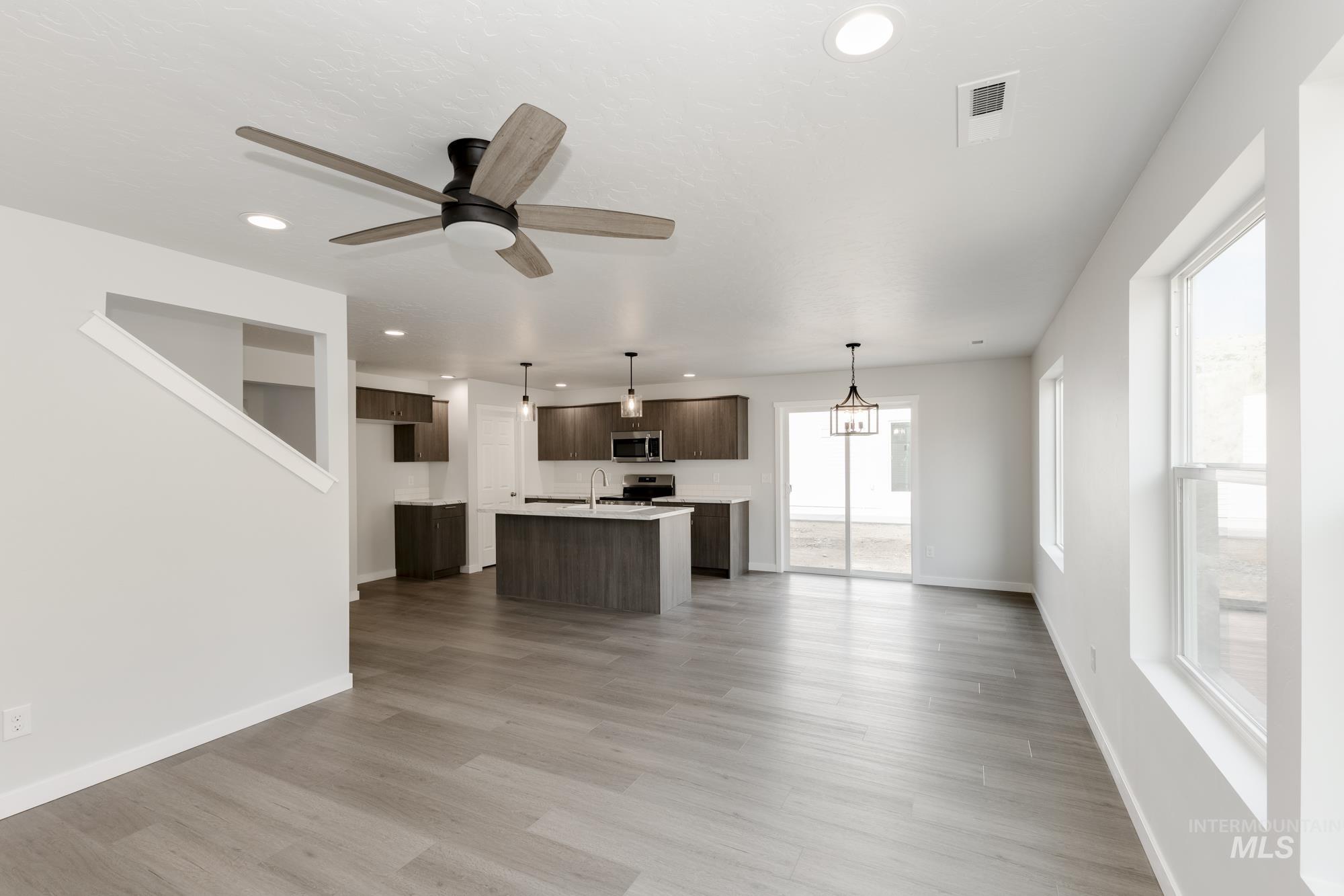 2486 W Fallon Lp, Nampa, Idaho 83651, 3 Bedrooms, 2.5 Bathrooms, Residential For Sale, Price $400,990,MLS 98968406