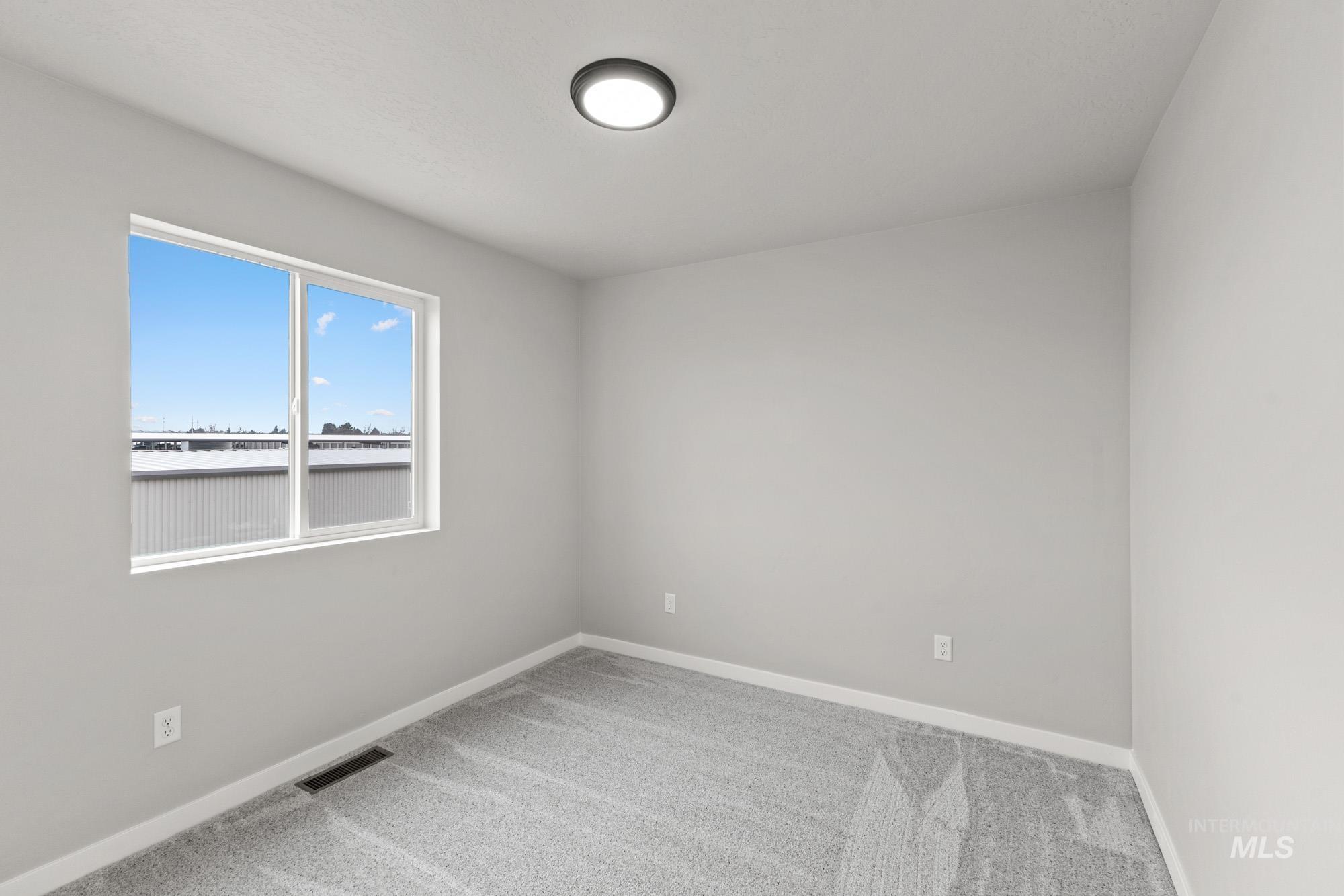 2518 W Fallon Loop, Nampa, Idaho 83651, 3 Bedrooms, 2.5 Bathrooms, Residential For Sale, Price $424,990,MLS 98968407