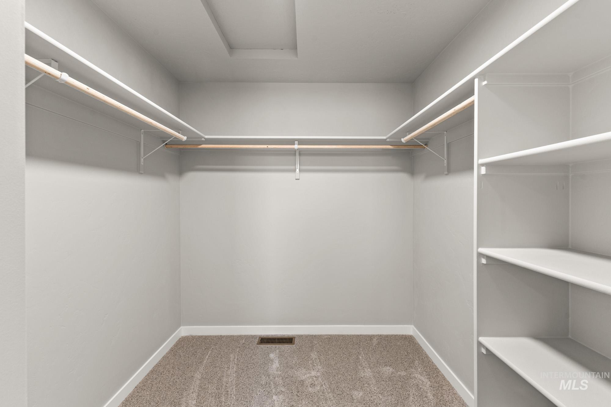 2518 W Fallon Loop, Nampa, Idaho 83651, 3 Bedrooms, 2.5 Bathrooms, Residential For Sale, Price $424,990,MLS 98968407