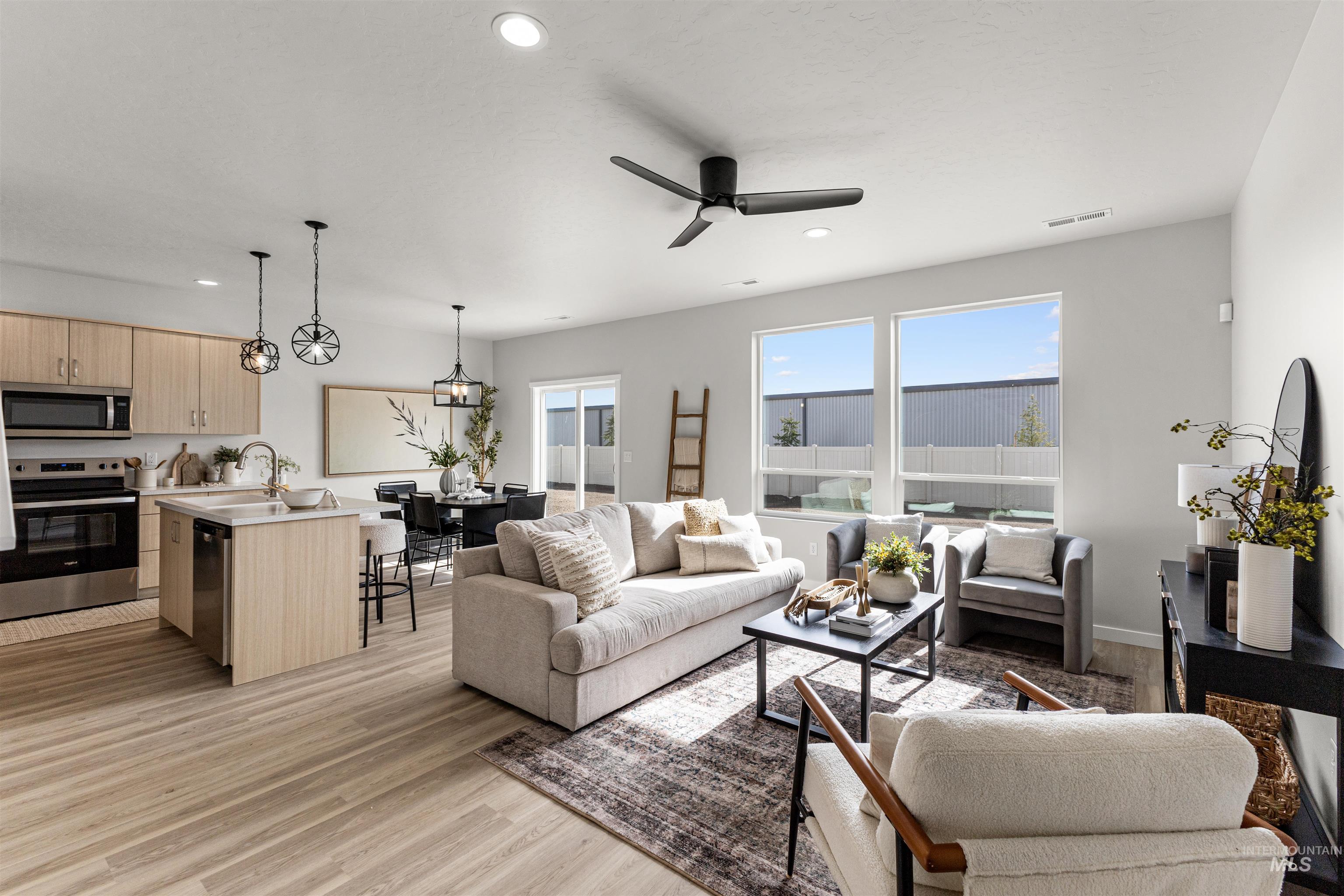 2526 W Fallon Lp, Nampa, Idaho 83651, 3 Bedrooms, 2.5 Bathrooms, Residential For Sale, Price $402,990, 98968409