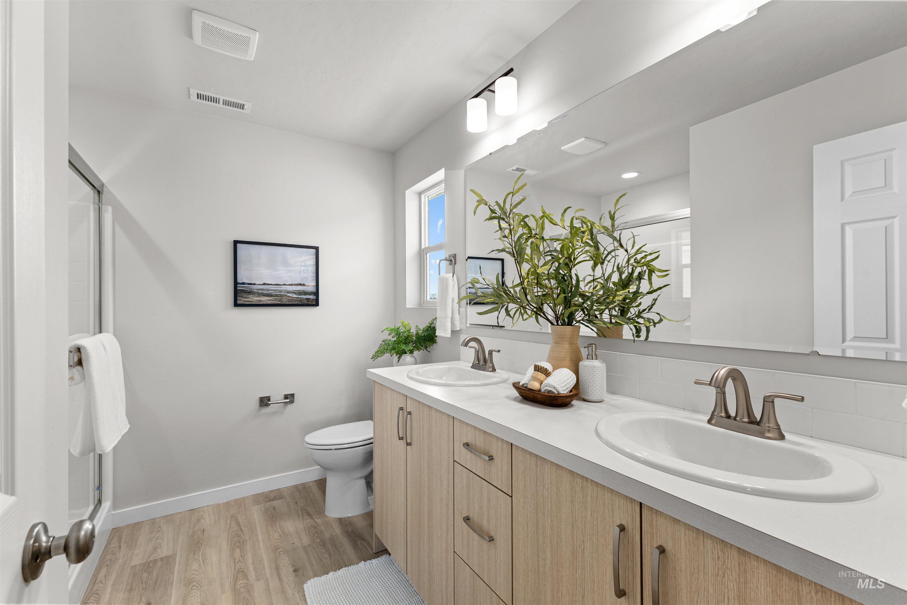 2526 W Fallon Lp, Nampa, Idaho 83651, 3 Bedrooms, 2.5 Bathrooms, Residential For Sale, Price $402,990, 98968409