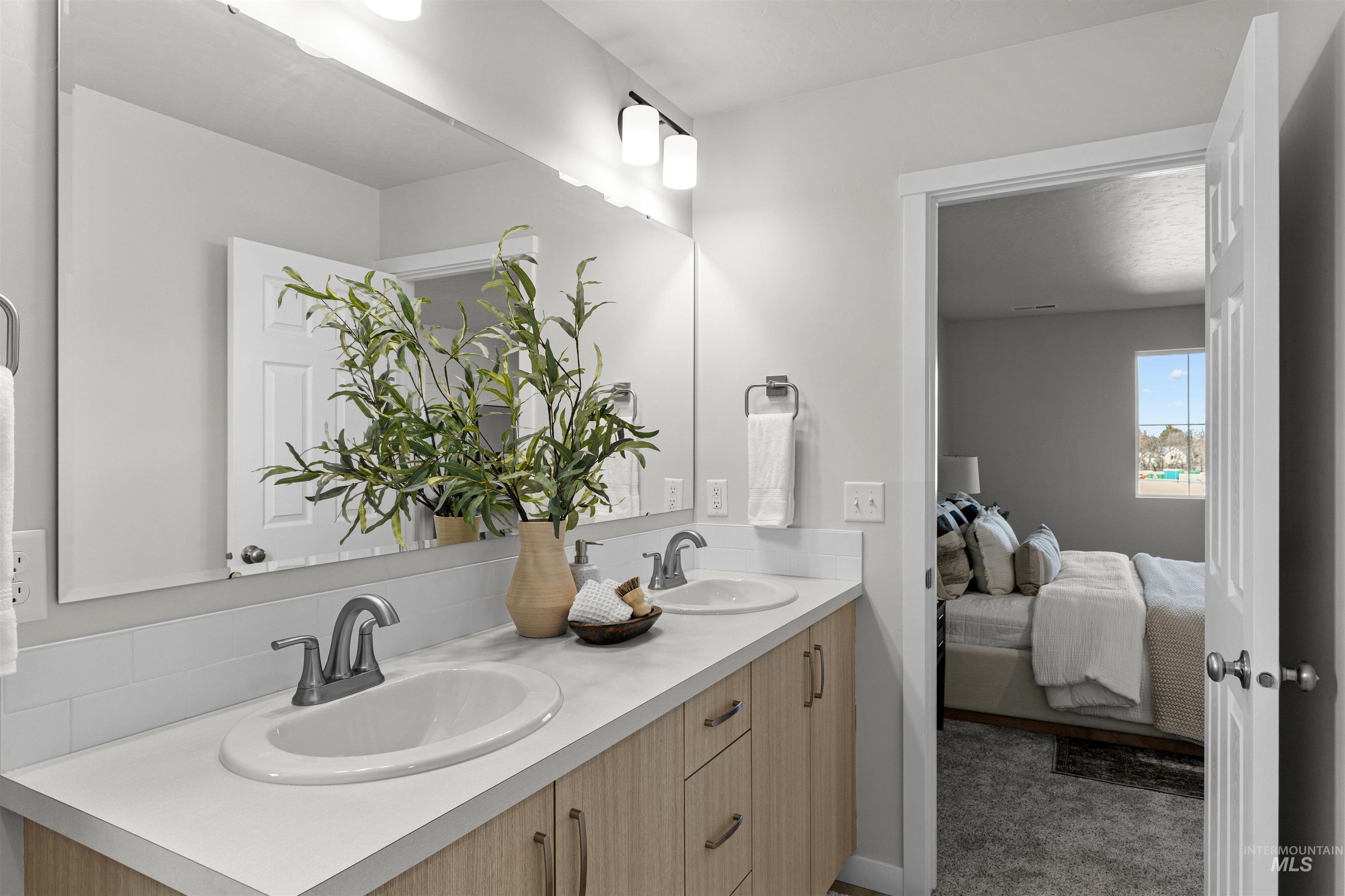 2526 W Fallon Lp, Nampa, Idaho 83651, 3 Bedrooms, 2.5 Bathrooms, Residential For Sale, Price $402,990, 98968409