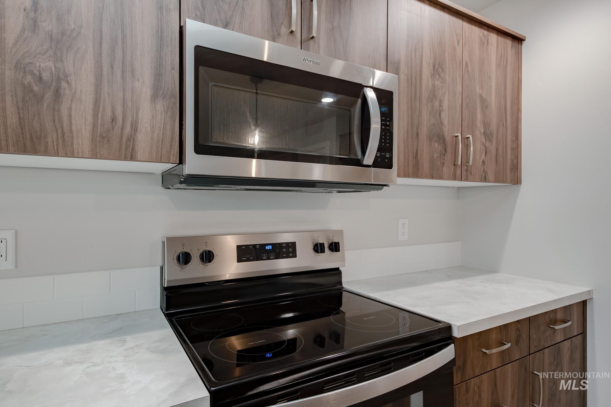 2534 W Fallon Lp, Nampa, Idaho 83651, 3 Bedrooms, 2.5 Bathrooms, Residential For Sale, Price $426,990, 98968411