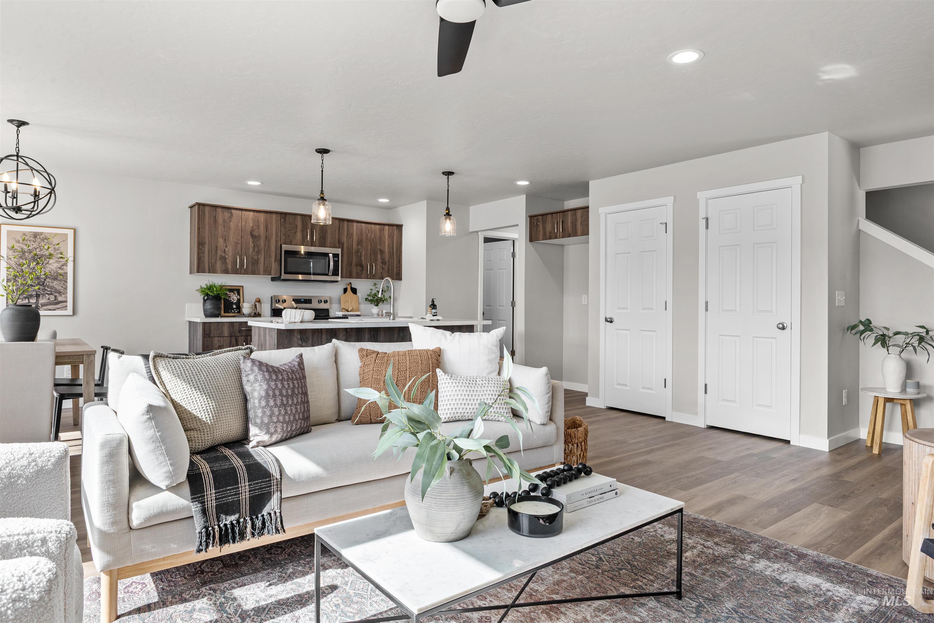 2534 W Fallon Lp, Nampa, Idaho 83651, 3 Bedrooms, 2.5 Bathrooms, Residential For Sale, Price $424,990, 98968411