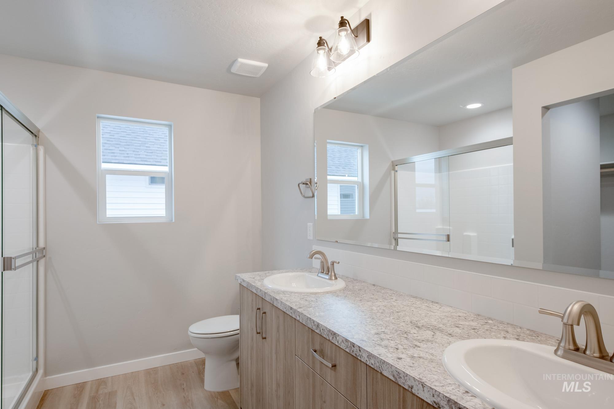 2542 W Fallon Lp, Nampa, Idaho 83651, 3 Bedrooms, 2.5 Bathrooms, Residential For Sale, Price $401,990,MLS 98968412