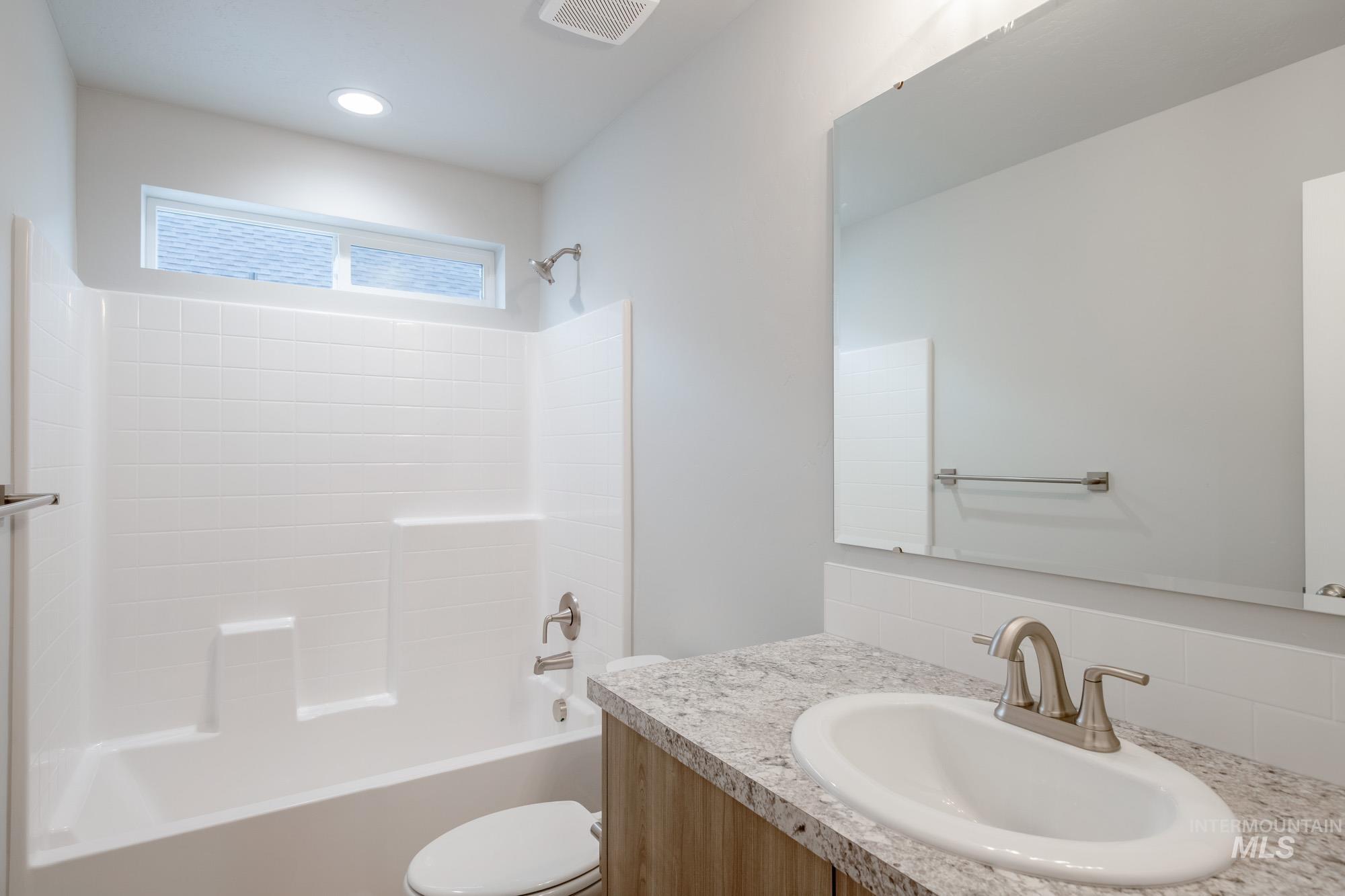 2542 W Fallon Lp, Nampa, Idaho 83651, 3 Bedrooms, 2.5 Bathrooms, Residential For Sale, Price $401,990,MLS 98968412