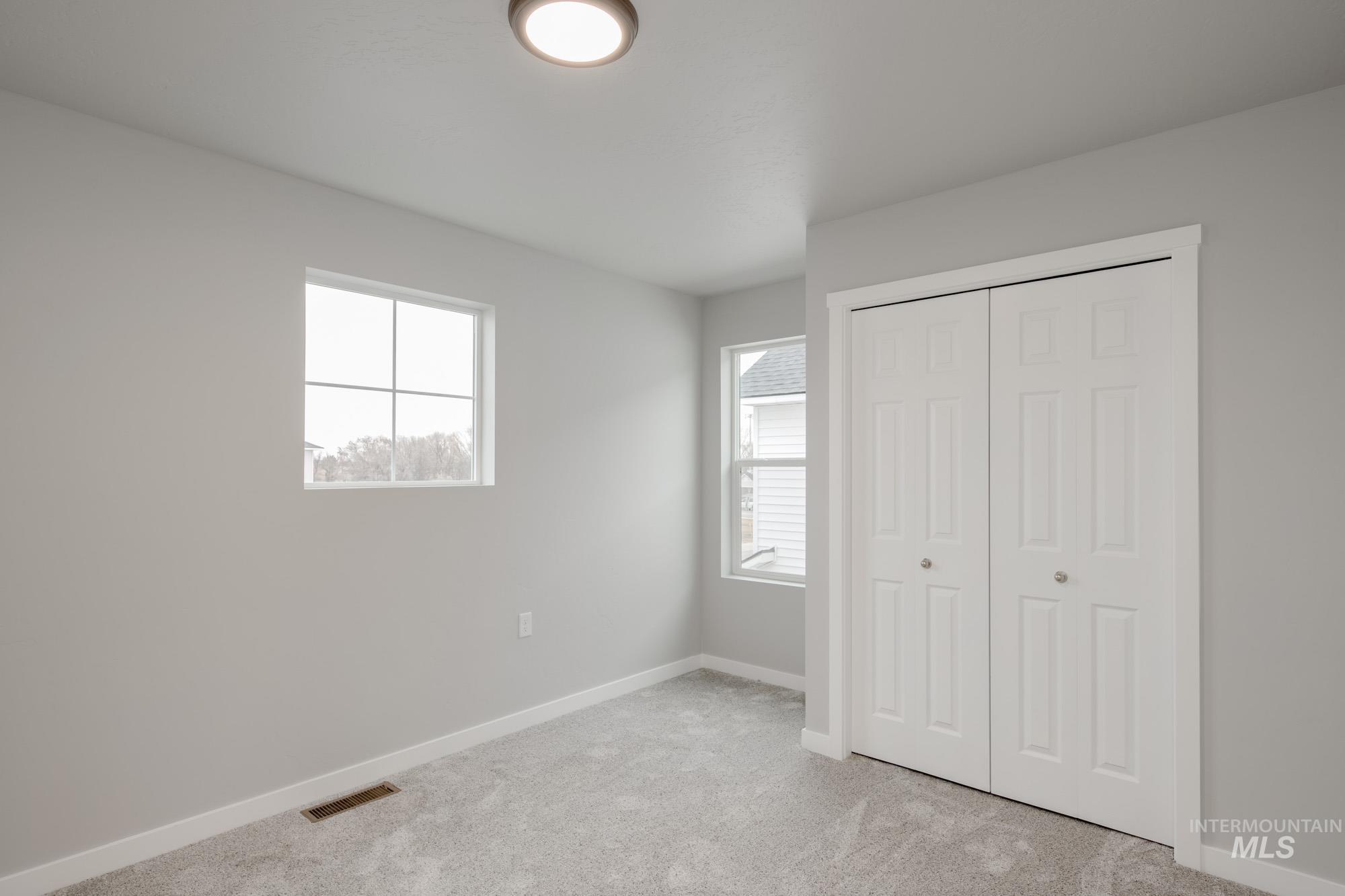 2542 W Fallon Lp, Nampa, Idaho 83651, 3 Bedrooms, 2.5 Bathrooms, Residential For Sale, Price $401,990,MLS 98968412