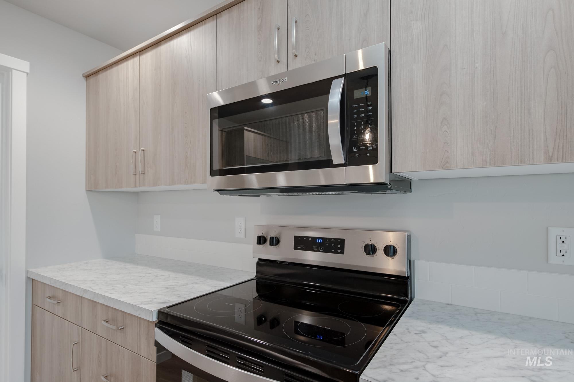 2542 W Fallon Lp, Nampa, Idaho 83651, 3 Bedrooms, 2.5 Bathrooms, Residential For Sale, Price $401,990, 98968412