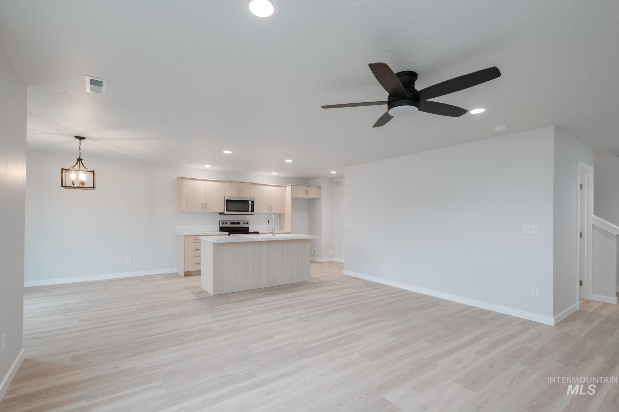 2550 W Fallon Lp, Nampa, Idaho 83651, 3 Bedrooms, 2.5 Bathrooms, Residential For Sale, Price $394,990, 98968413