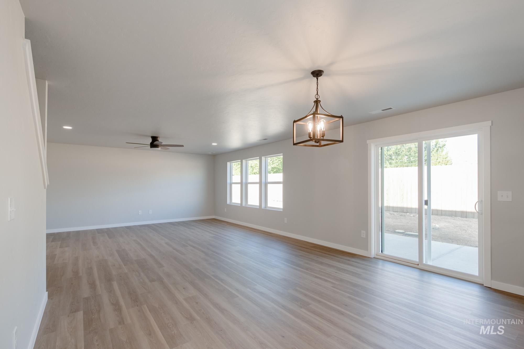 3786 E Jamestown Dr, Nampa, Idaho 83686, 5 Bedrooms, 3 Bathrooms, Residential For Sale, Price $485,990,MLS 98968416