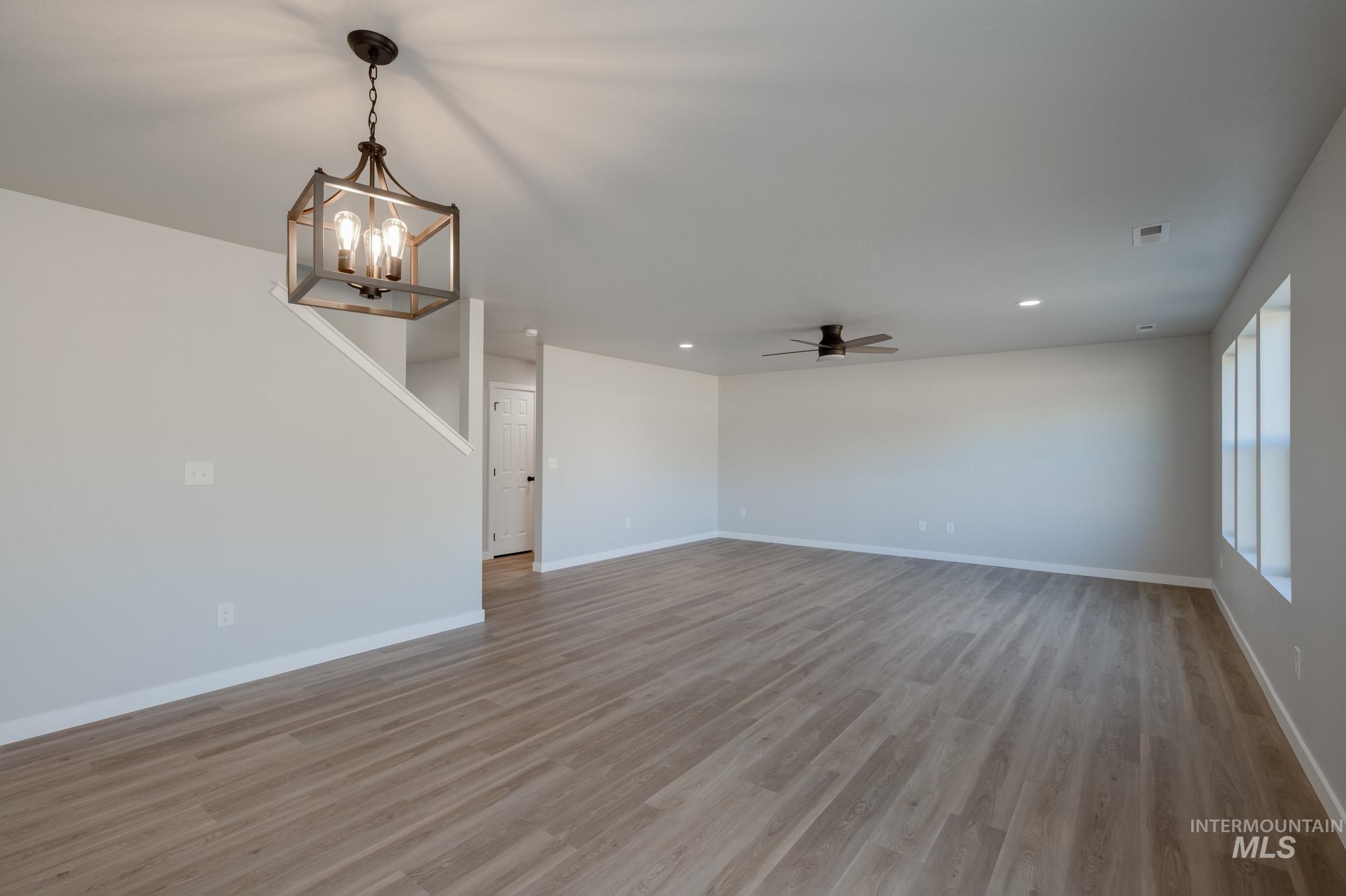 3786 E Jamestown Dr, Nampa, Idaho 83686, 5 Bedrooms, 3 Bathrooms, Residential For Sale, Price $485,990,MLS 98968416