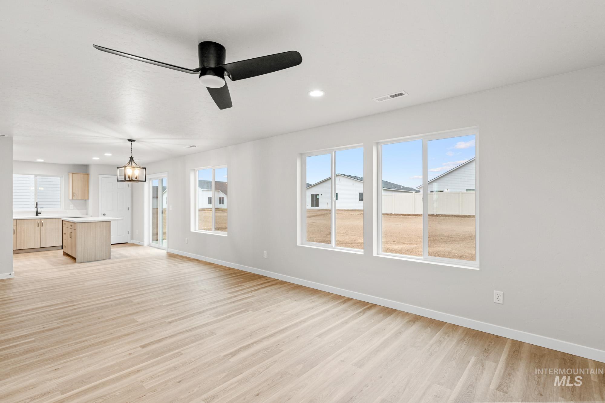 3769 E Jamestown Dr, Nampa, Idaho 83686, 4 Bedrooms, 2.5 Bathrooms, Residential For Sale, Price $429,990,MLS 98968418