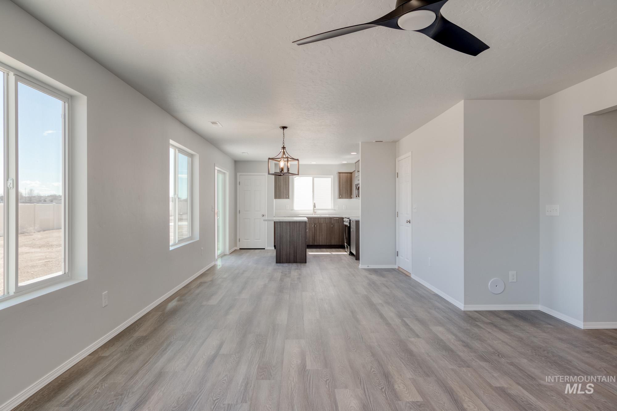 3769 E Jamestown Dr, Nampa, Idaho 83686, 4 Bedrooms, 2.5 Bathrooms, Residential For Sale, Price $429,990,MLS 98968418