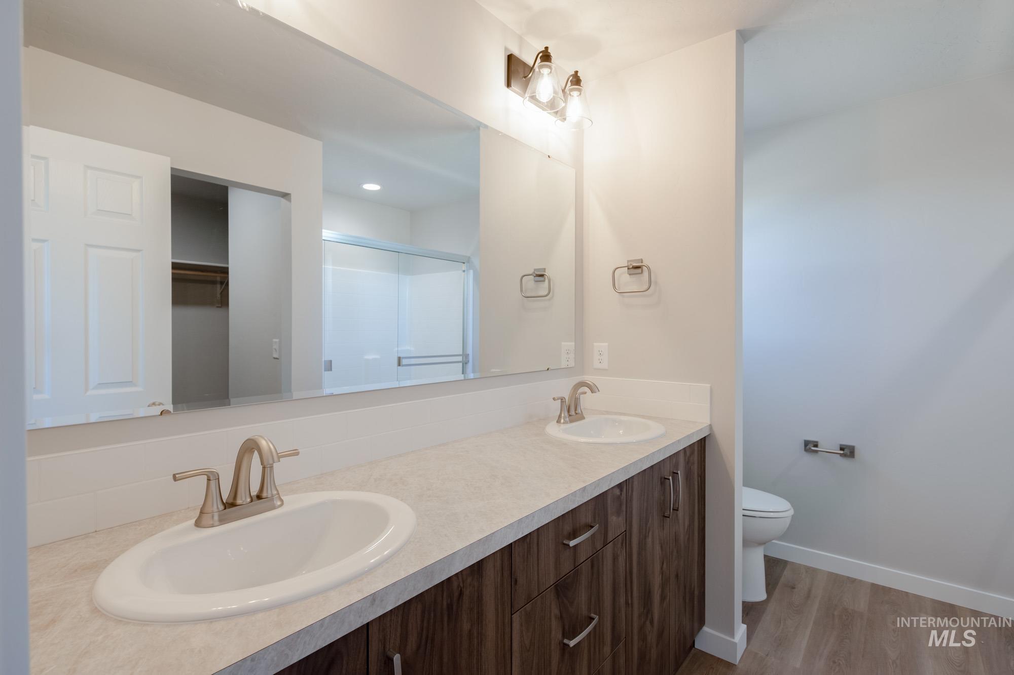 3019 S Maple Ranch Way, Nampa, Idaho 83686, 3 Bedrooms, 2.5 Bathrooms, Residential For Sale, Price $403,990, 98968423