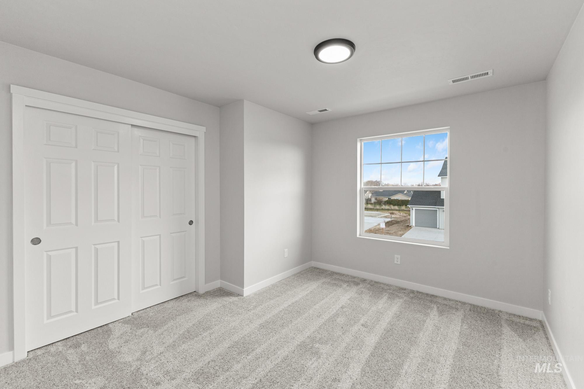 3033 S Maple Ranch Way, Nampa, Idaho 83686, 3 Bedrooms, 2.5 Bathrooms, Residential For Sale, Price $414,990, 98968424