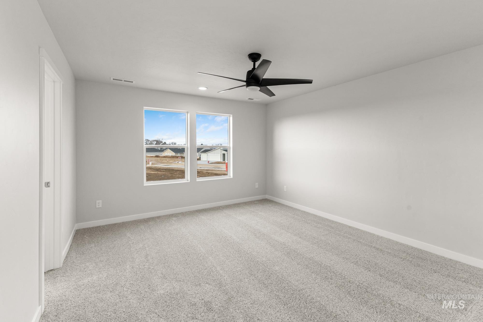 3033 S Maple Ranch Way, Nampa, Idaho 83686, 3 Bedrooms, 2.5 Bathrooms, Residential For Sale, Price $414,990, 98968424