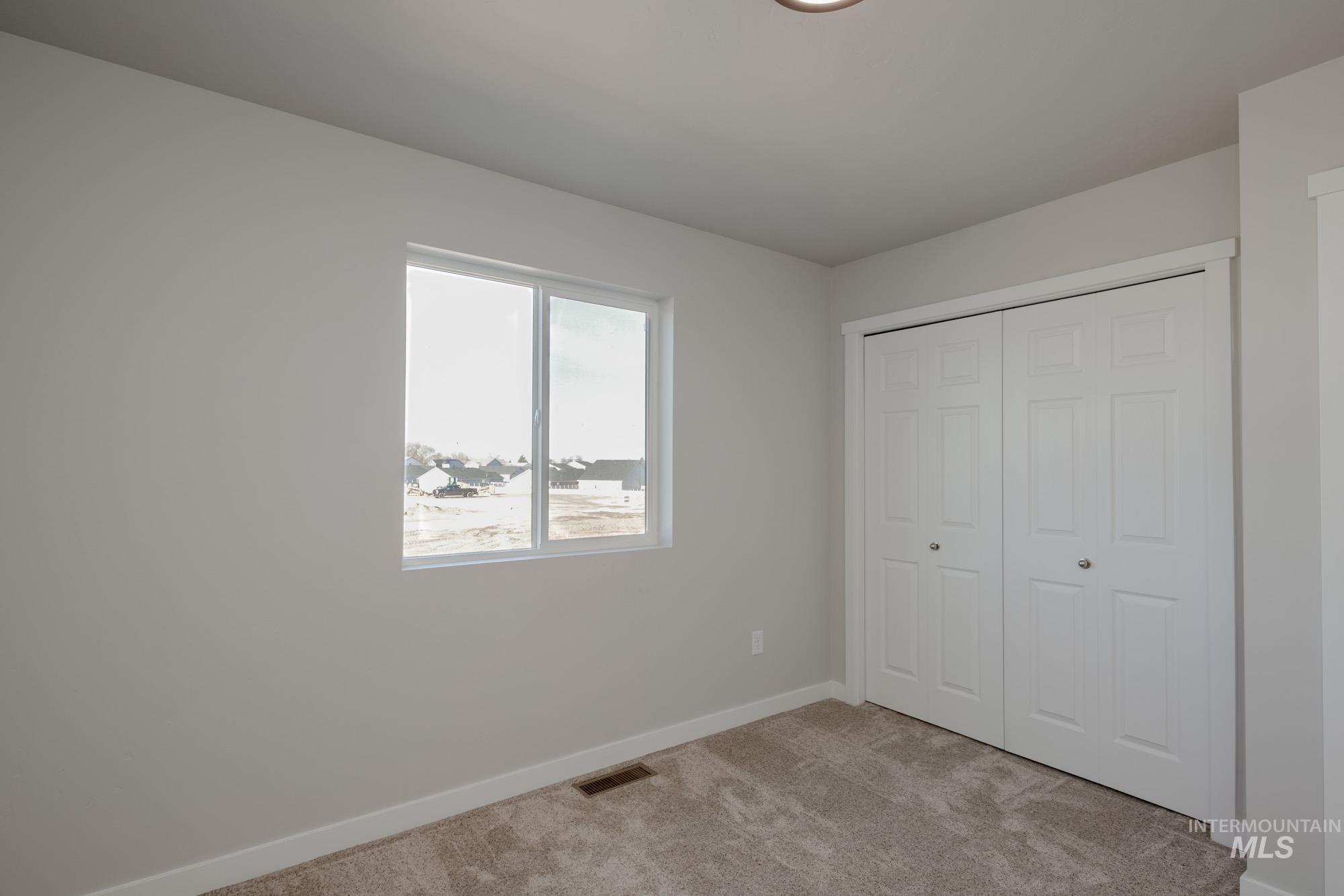 3061 S Maple Ranch Way, Nampa, Idaho 83687, 3 Bedrooms, 2.5 Bathrooms, Residential For Sale, Price $424,990,MLS 98968426