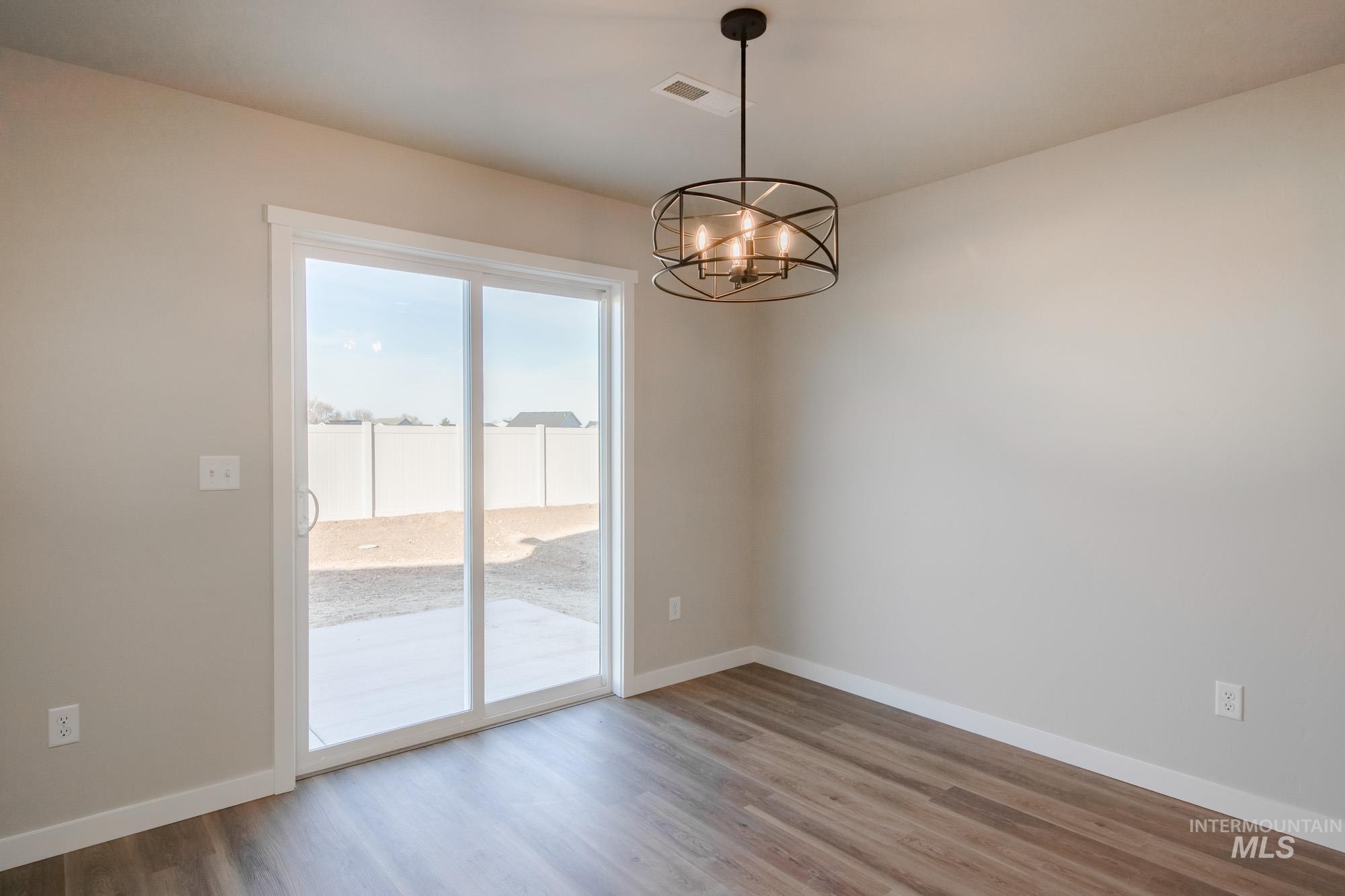 3061 S Maple Ranch Way, Nampa, Idaho 83687, 3 Bedrooms, 2.5 Bathrooms, Residential For Sale, Price $424,990,MLS 98968426