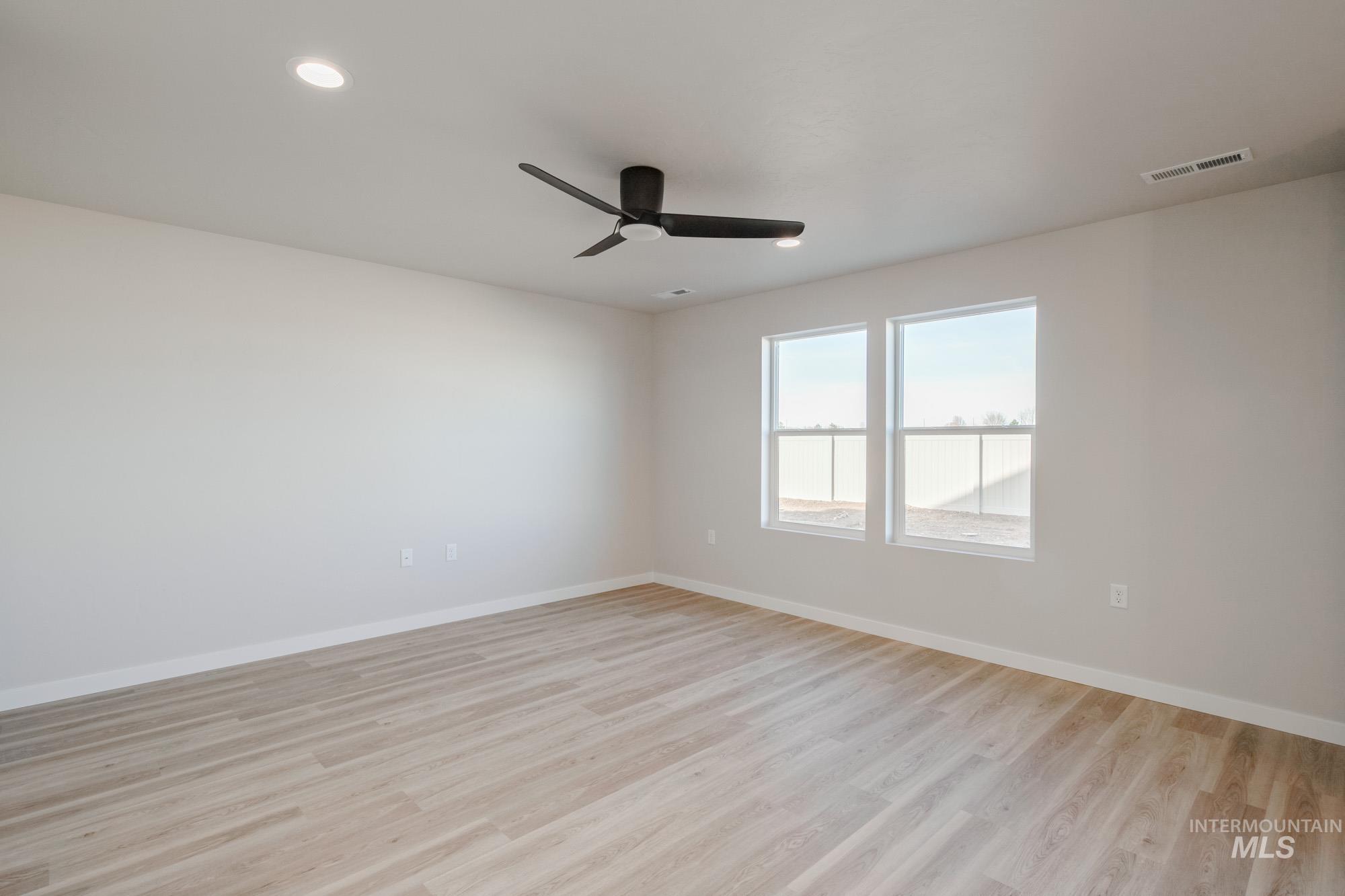 3075 S Maple Ranch Way, Nampa, Idaho 83686, 3 Bedrooms, 2.5 Bathrooms, Residential For Sale, Price $402,990,MLS 98968427