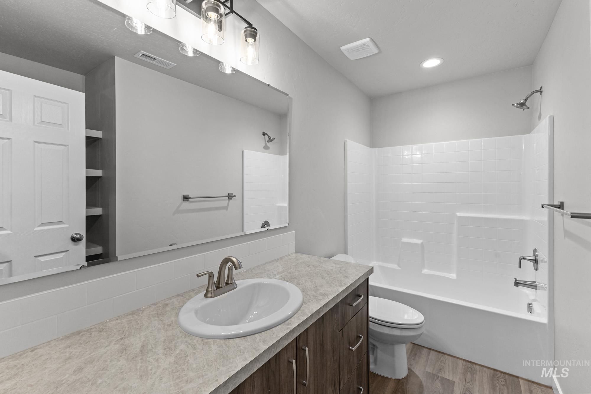 3190 S Maple Ranch Way, Nampa, Idaho 83686, 4 Bedrooms, 2.5 Bathrooms, Residential For Sale, Price $451,990,MLS 98968428