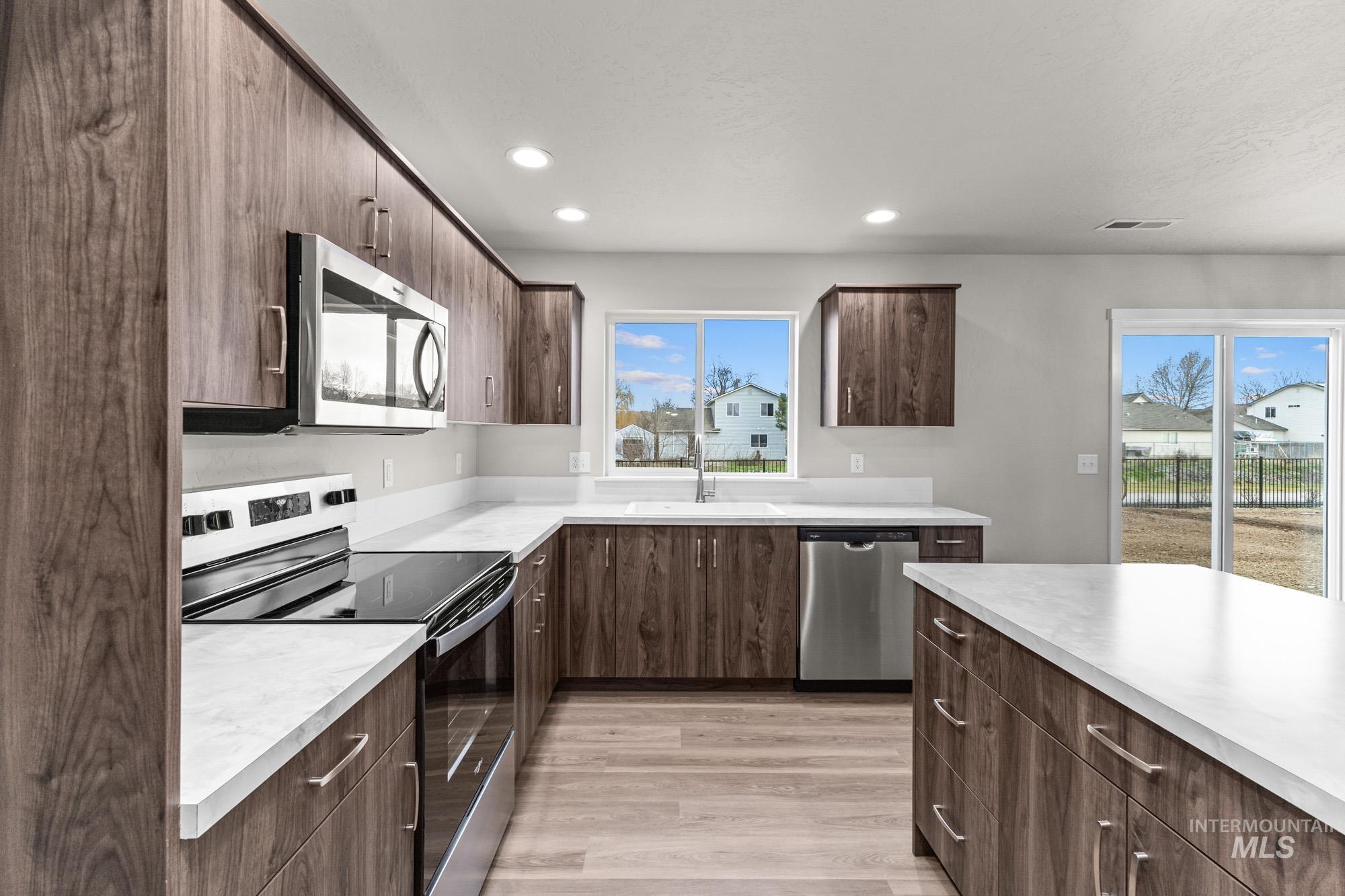 3190 S Maple Ranch Way, Nampa, Idaho 83686, 4 Bedrooms, 2.5 Bathrooms, Residential For Sale, Price $451,990,MLS 98968428