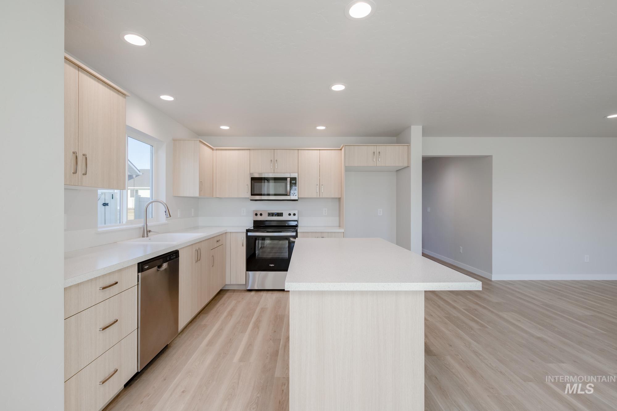 3230 S Maple Ranch Way, Nampa, Idaho 83686, 5 Bedrooms, 3 Bathrooms, Residential For Sale, Price $474,990,MLS 98968431