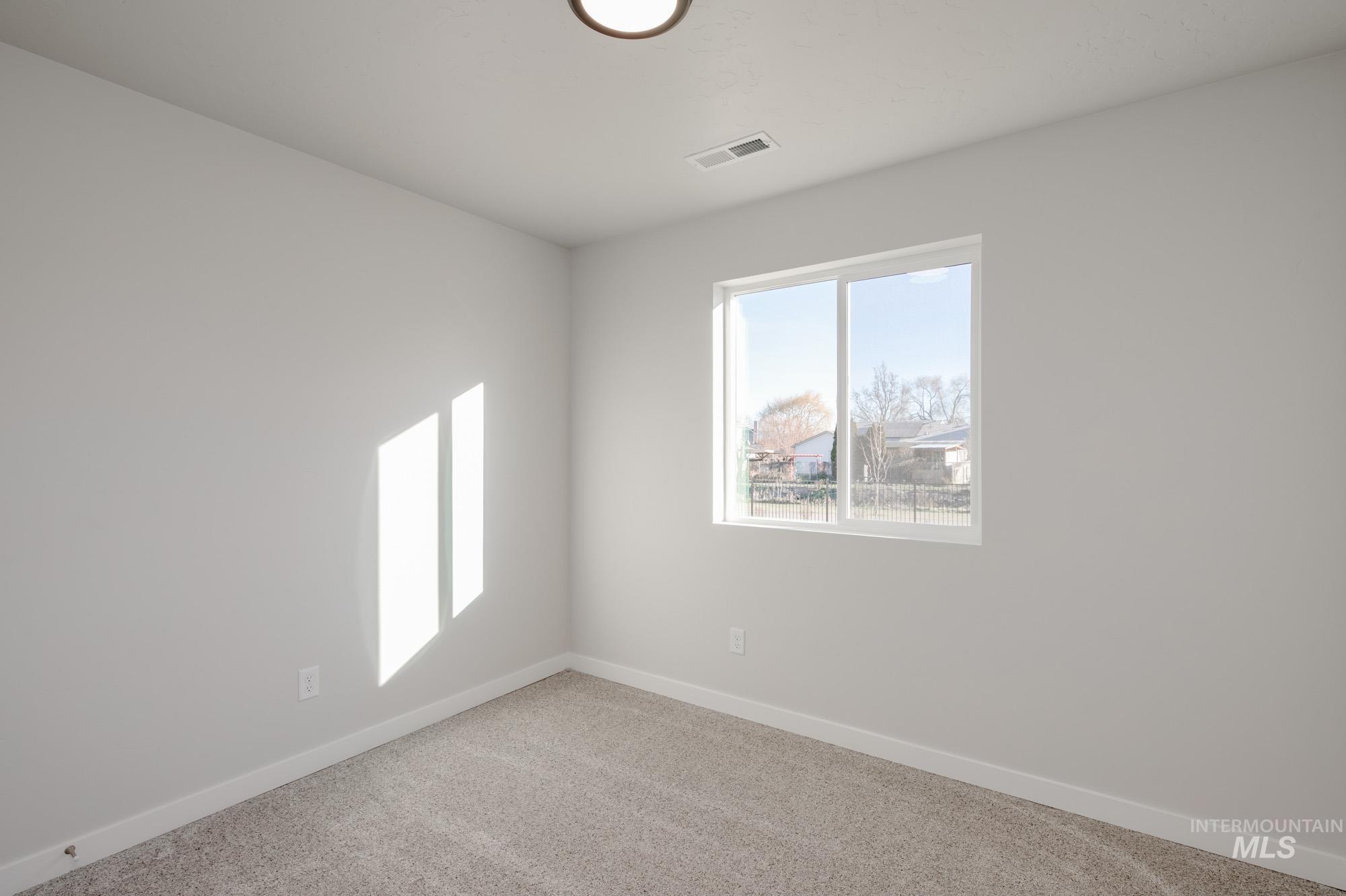 3230 S Maple Ranch Way, Nampa, Idaho 83686, 5 Bedrooms, 3 Bathrooms, Residential For Sale, Price $474,990,MLS 98968431