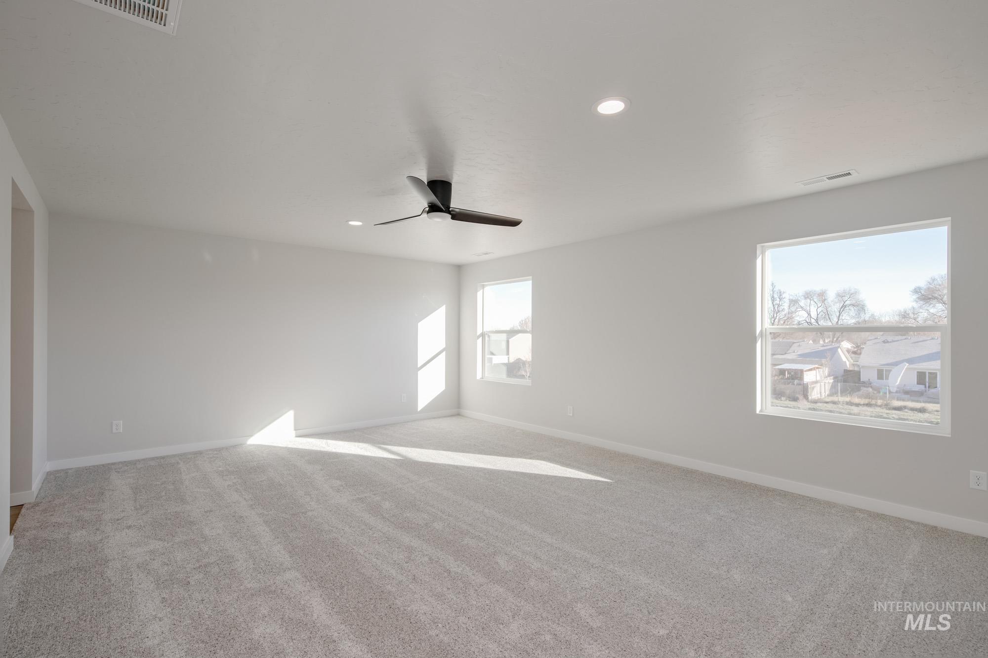 3230 S Maple Ranch Way, Nampa, Idaho 83686, 5 Bedrooms, 3 Bathrooms, Residential For Sale, Price $474,990, 98968431