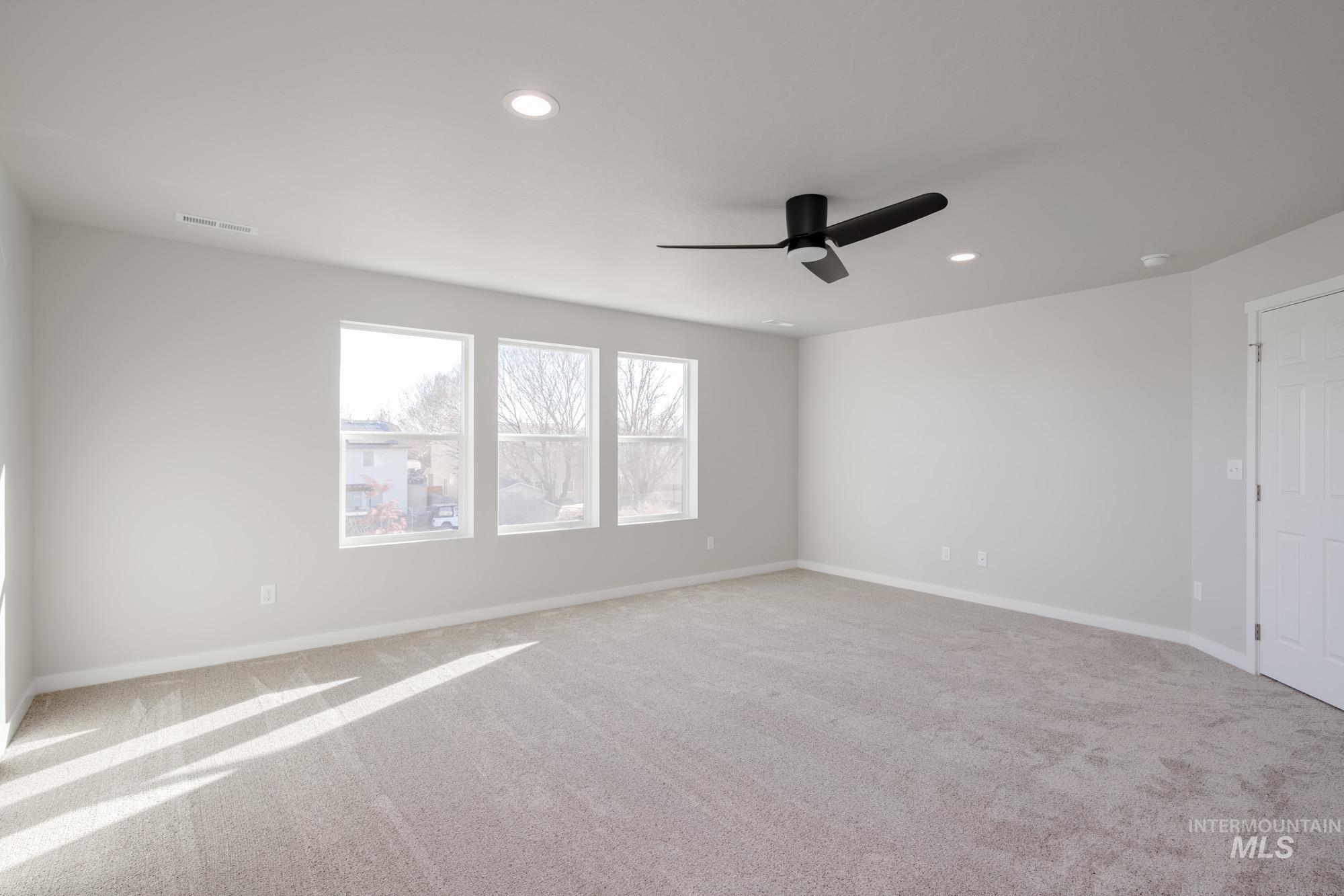 3250 S Maple Ranch Way, Nampa, Idaho 83686, 4 Bedrooms, 3 Bathrooms, Residential For Sale, Price $569,990,MLS 98968432