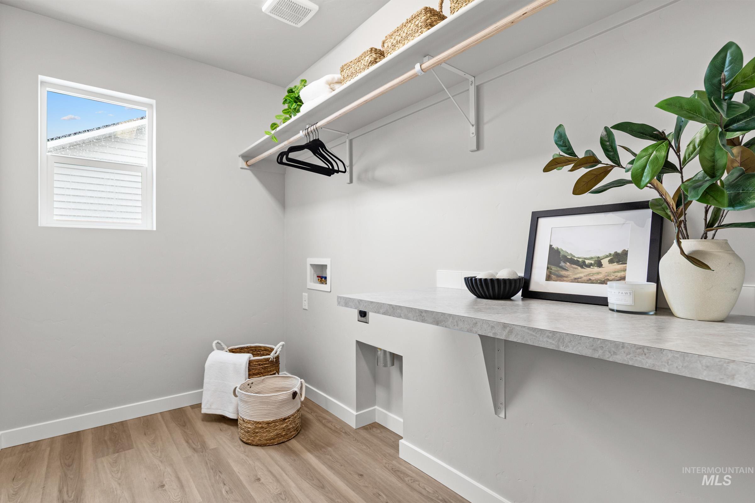 3250 S Maple Ranch Way, Nampa, Idaho 83686, 4 Bedrooms, 3 Bathrooms, Residential For Sale, Price $569,990, 98968432