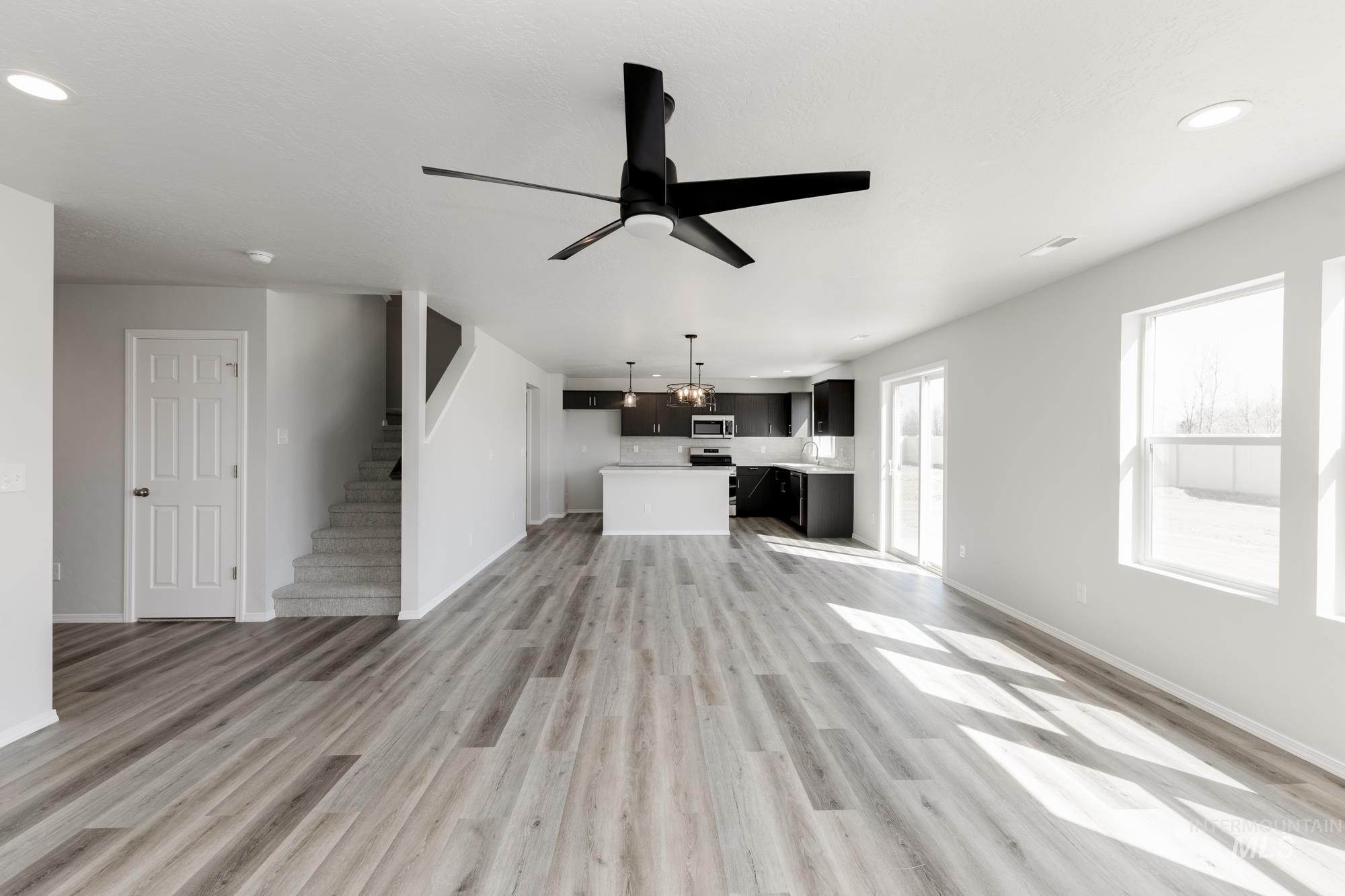 3270 S Maple Ranch Way, Nampa, Idaho 83686, 5 Bedrooms, 3 Bathrooms, Residential For Sale, Price $484,990,MLS 98968433