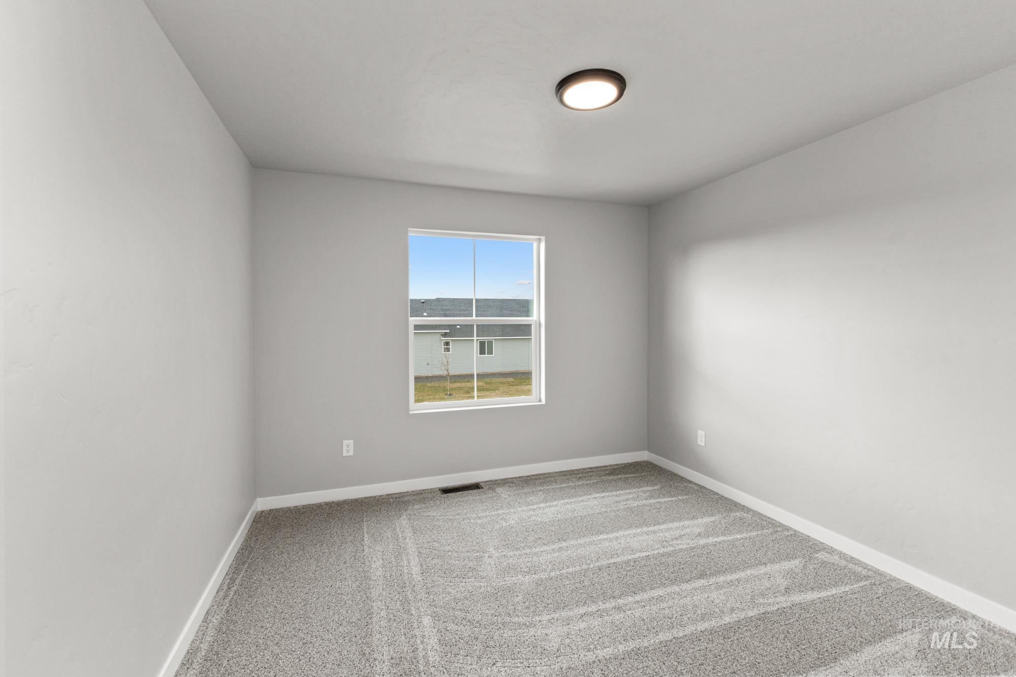 3270 S Maple Ranch Way, Nampa, Idaho 83686, 5 Bedrooms, 3 Bathrooms, Residential For Sale, Price $484,990, 98968433