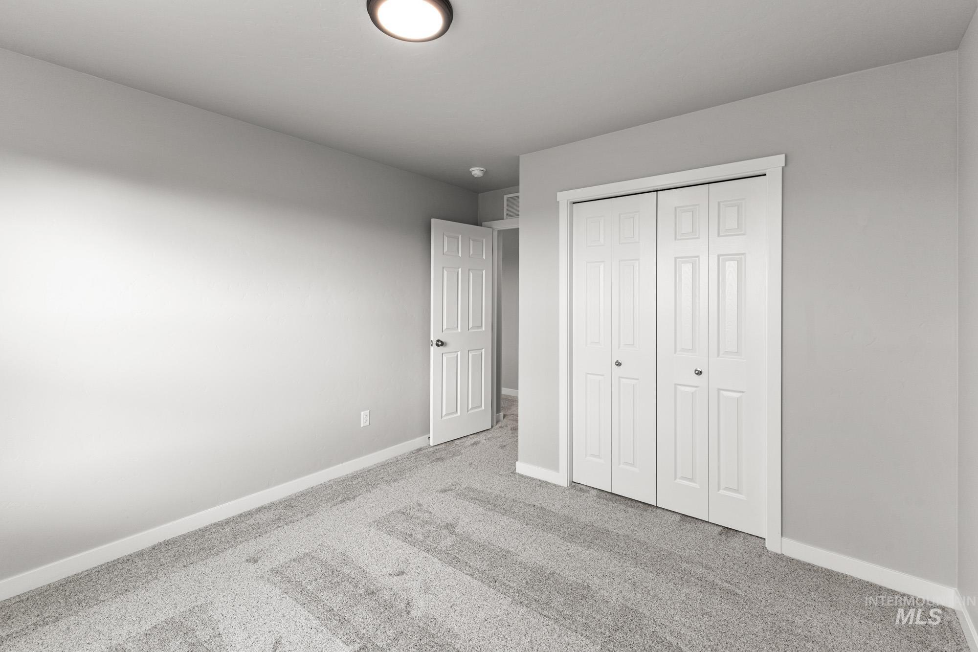 3270 S Maple Ranch Way, Nampa, Idaho 83686, 5 Bedrooms, 3 Bathrooms, Residential For Sale, Price $484,990, 98968433