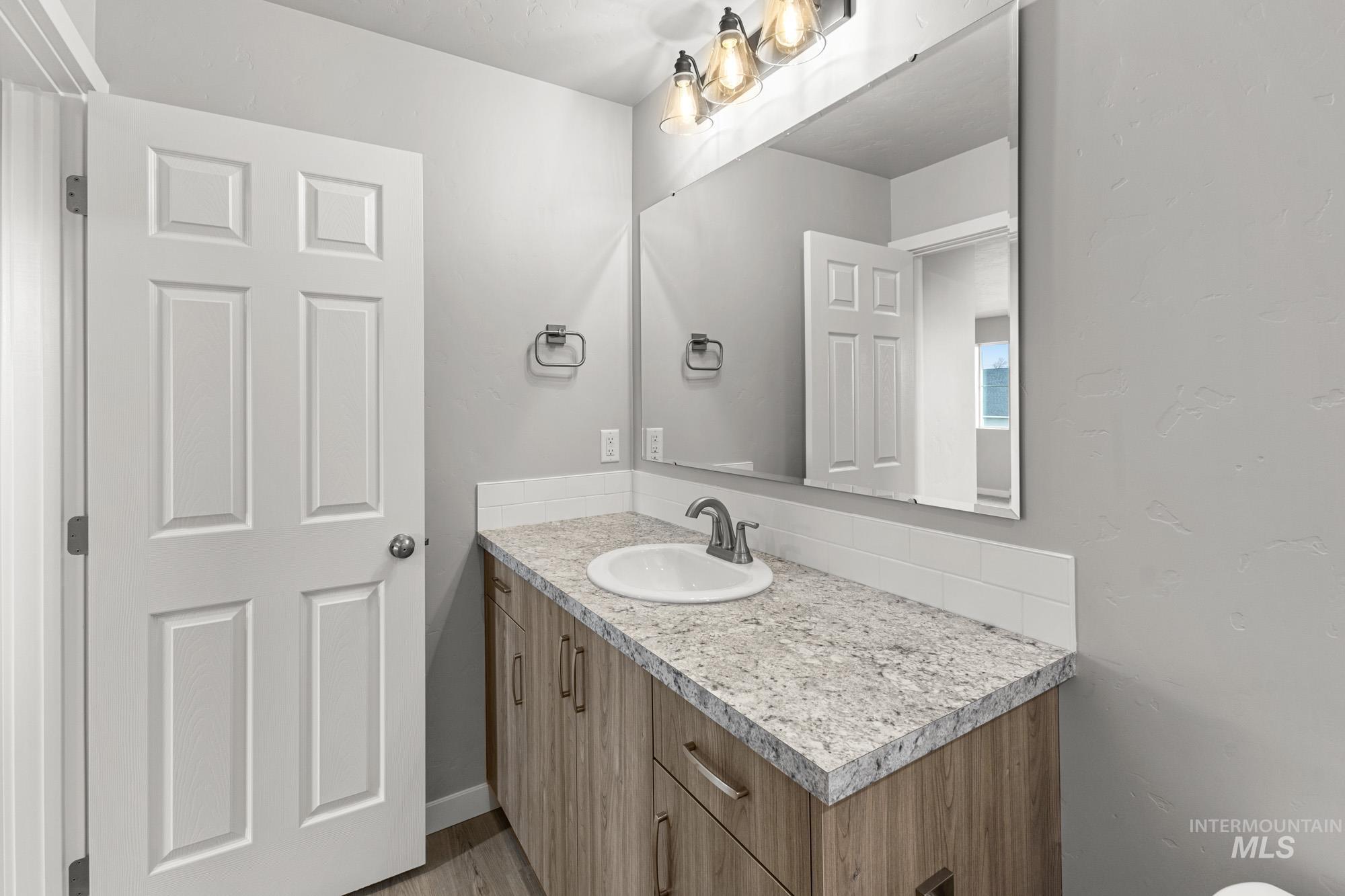 3270 S Maple Ranch Way, Nampa, Idaho 83686, 5 Bedrooms, 3 Bathrooms, Residential For Sale, Price $484,990, 98968433