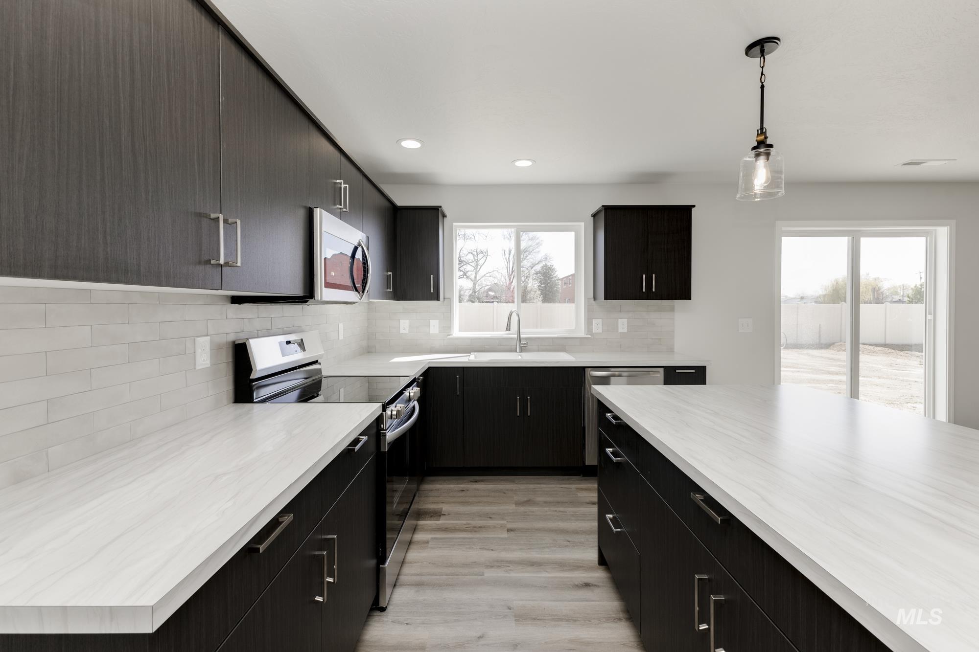 3270 S Maple Ranch Way, Nampa, Idaho 83686, 5 Bedrooms, 3 Bathrooms, Residential For Sale, Price $484,990,MLS 98968433