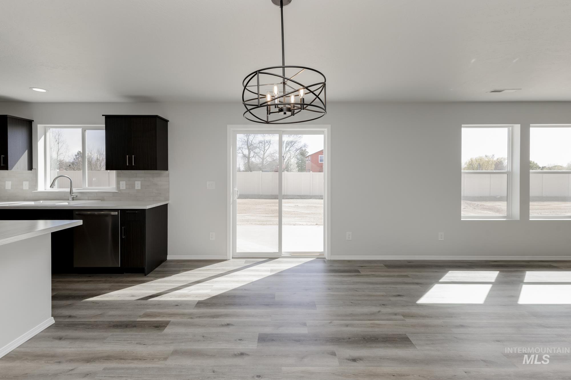 3270 S Maple Ranch Way, Nampa, Idaho 83686, 5 Bedrooms, 3 Bathrooms, Residential For Sale, Price $484,990,MLS 98968433