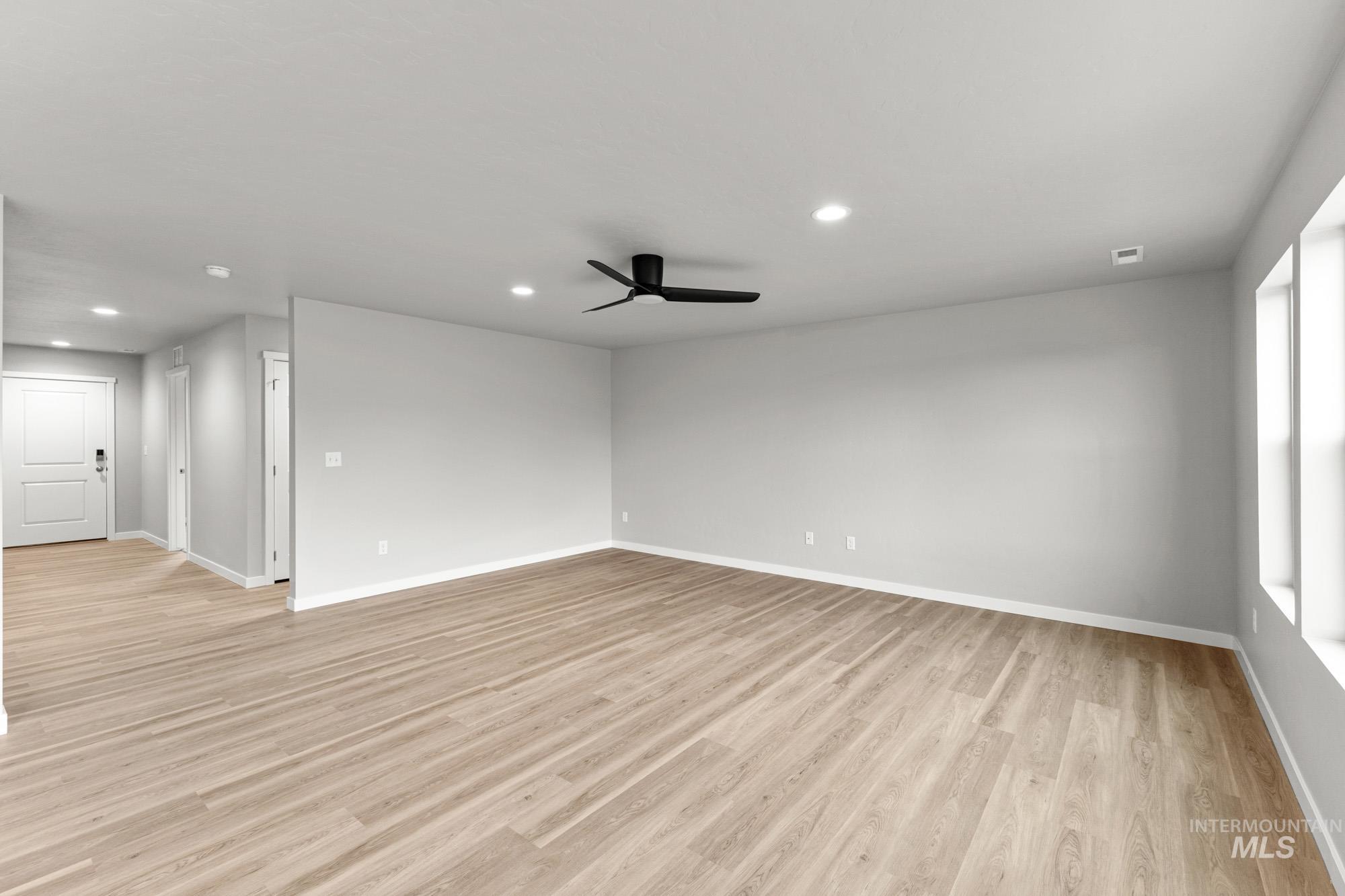 3270 S Maple Ranch Way, Nampa, Idaho 83686, 5 Bedrooms, 3 Bathrooms, Residential For Sale, Price $484,990,MLS 98968433