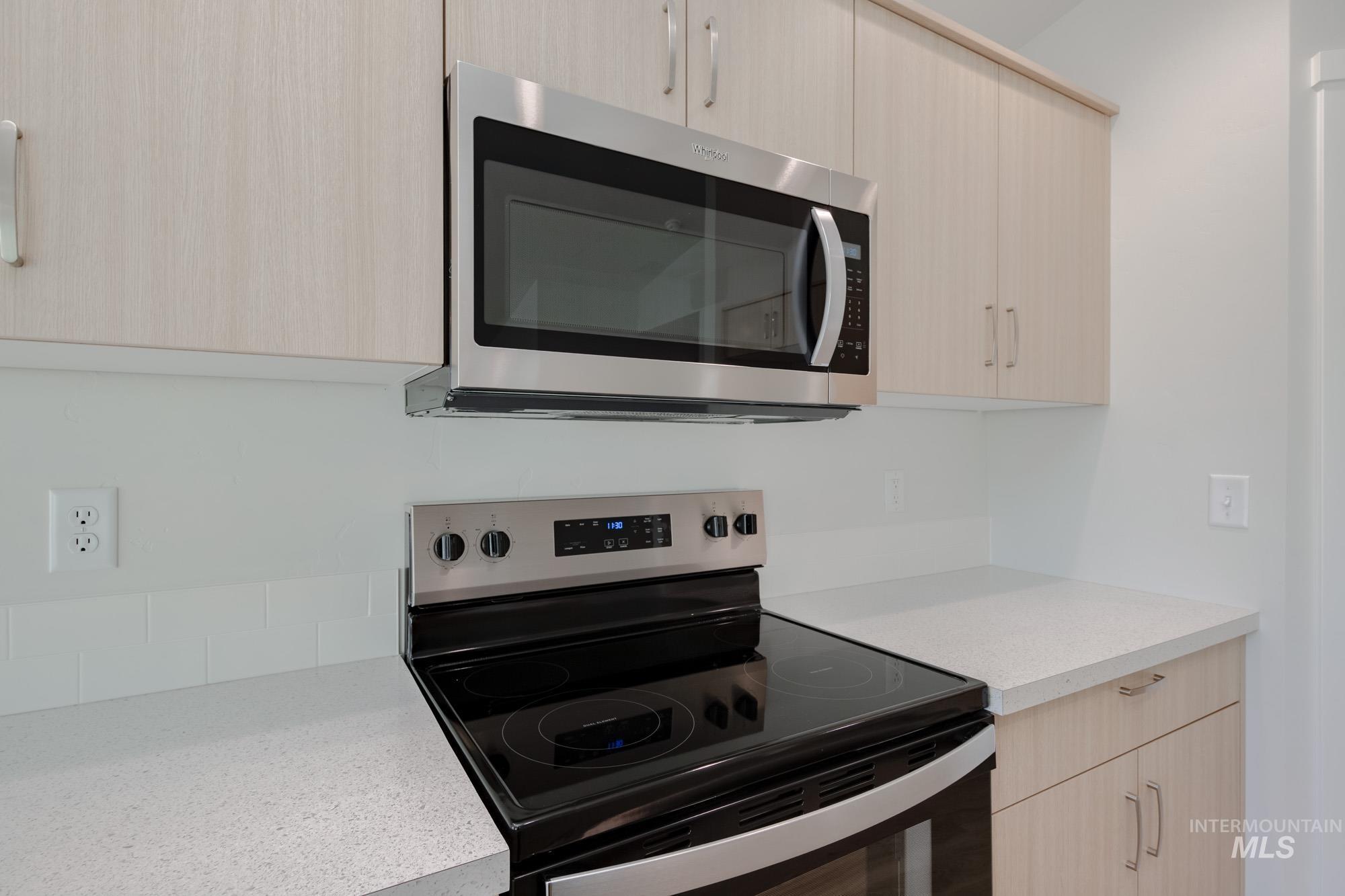 3310 S Maple Ranch Way, Nampa, Idaho 83686, 3 Bedrooms, 2 Bathrooms, Residential For Sale, Price $414,990, 98968435