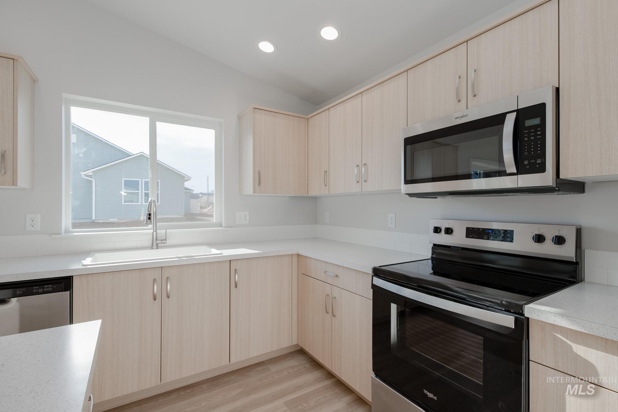 3451 E Red Maple Ct, Nampa, Idaho 83686, 4 Bedrooms, 2 Bathrooms, Residential For Sale, Price $434,990,MLS 98968436