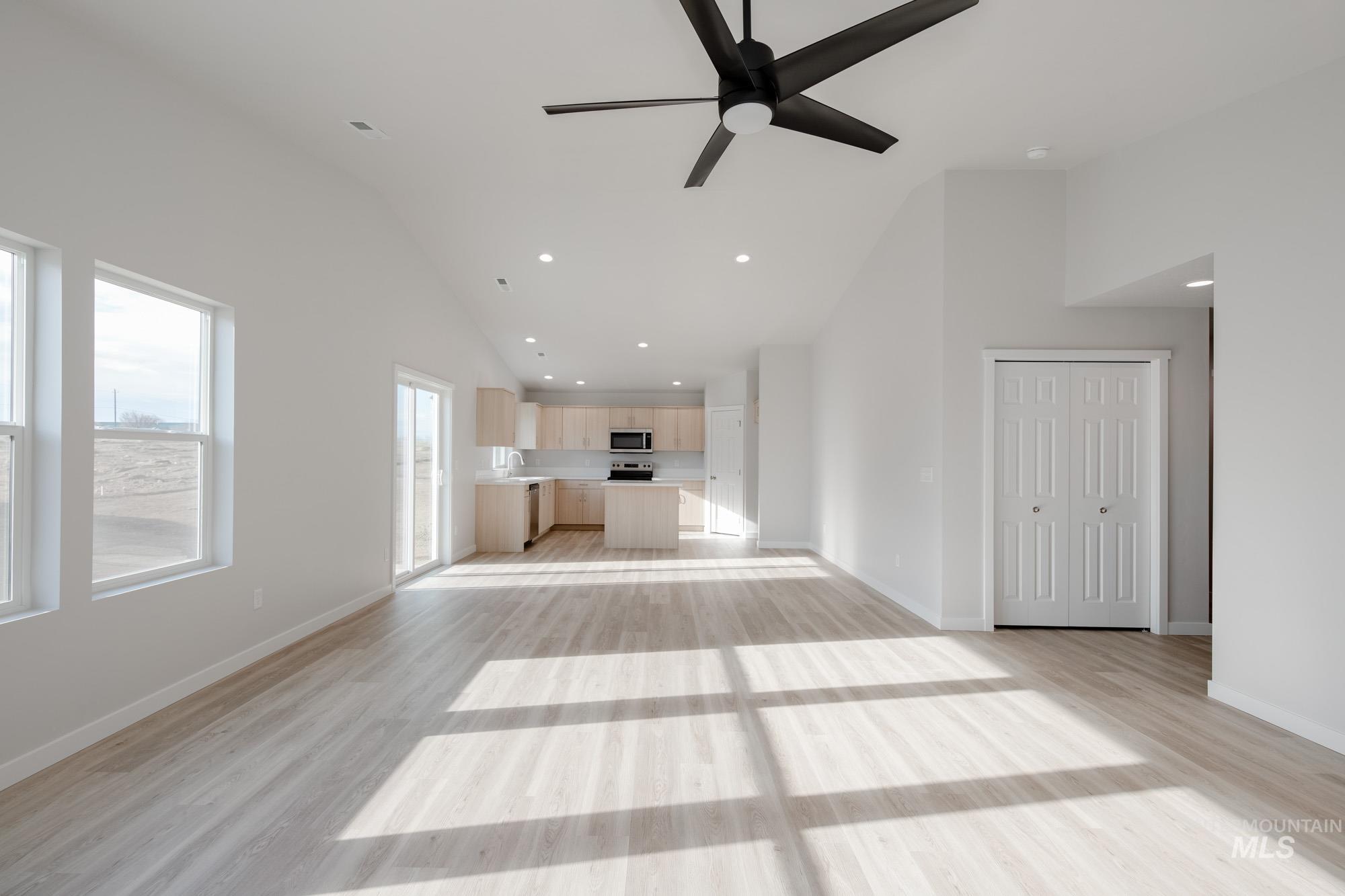 3451 E Red Maple Ct, Nampa, Idaho 83686, 4 Bedrooms, 2 Bathrooms, Residential For Sale, Price $434,990,MLS 98968436