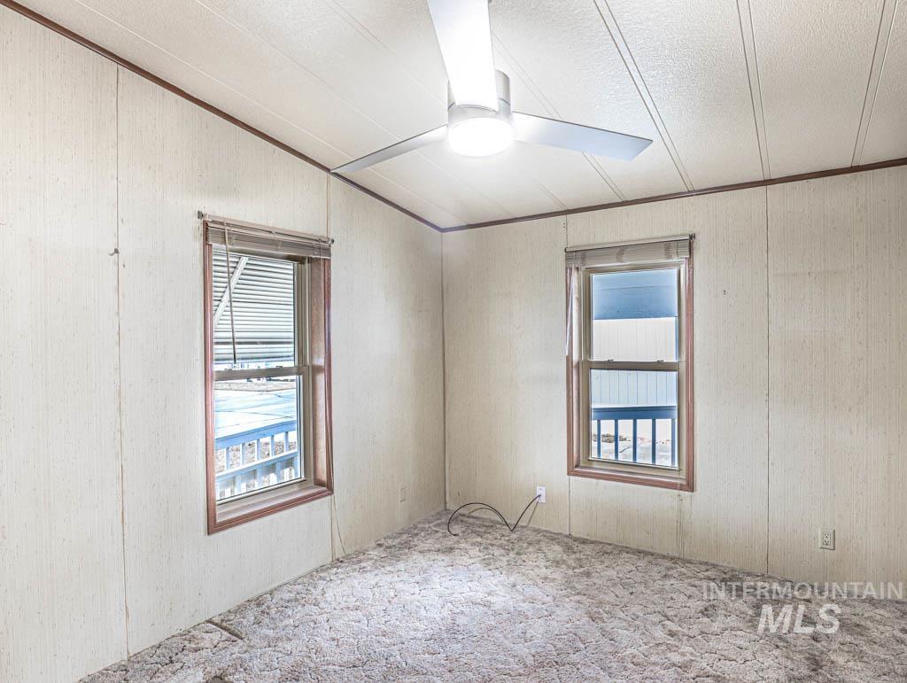 25 Freedom Dr., Ontario, Oregon 97914-0000, 3 Bedrooms, 2 Bathrooms, Residential For Sale, Price $99,000,MLS 98968438