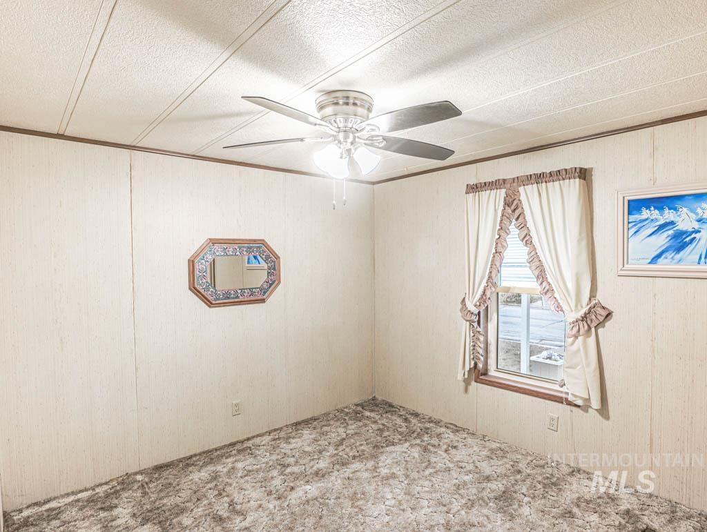 25 Freedom Dr., Ontario, Oregon 97914-0000, 3 Bedrooms, 2 Bathrooms, Residential For Sale, Price $99,000,MLS 98968438